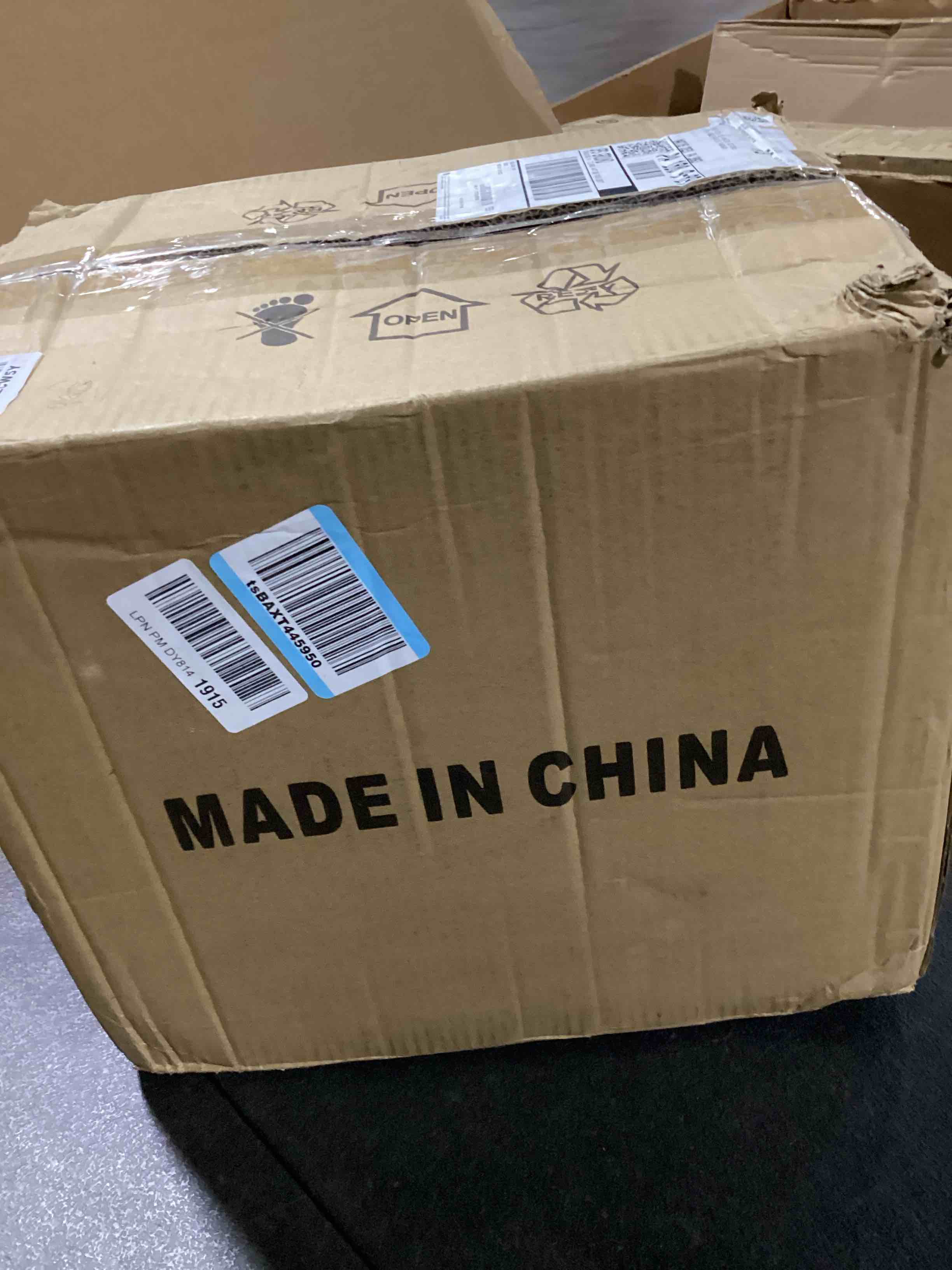 https://s3.amazonaws.com/lotting-images-prod/bidfta/BRN3591091_1755612025318.jpeg