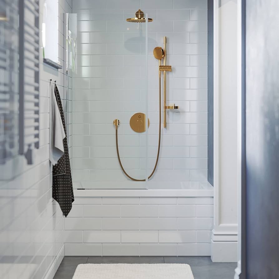 Swiss Madison Voltaire 48" x 32" Left-Hand Drain Alcove Bathtub, small dent in back right corner- can be sealed or caulked