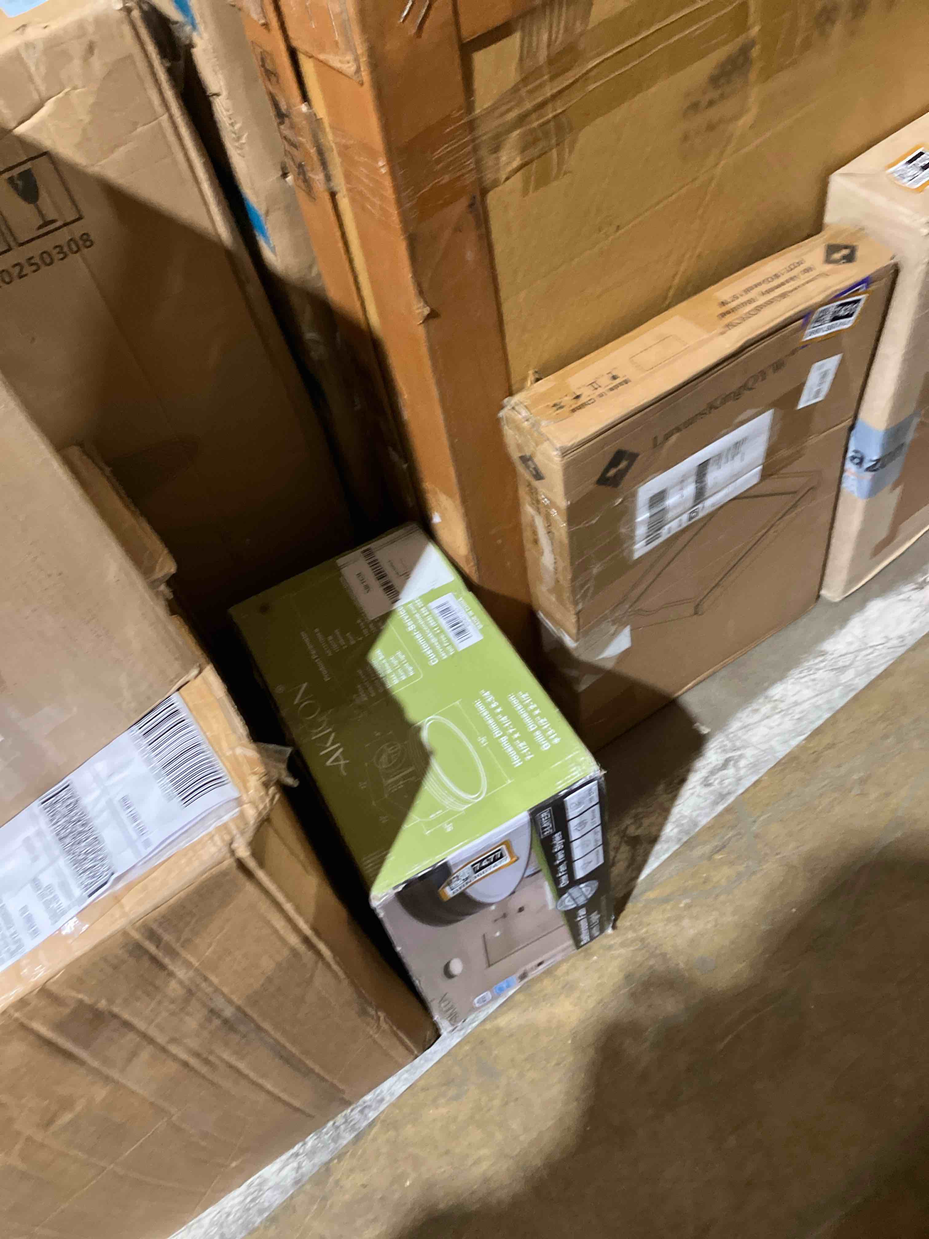 https://s3.amazonaws.com/lotting-images-prod/bidfta/BRN3607477_1759863819449.jpeg