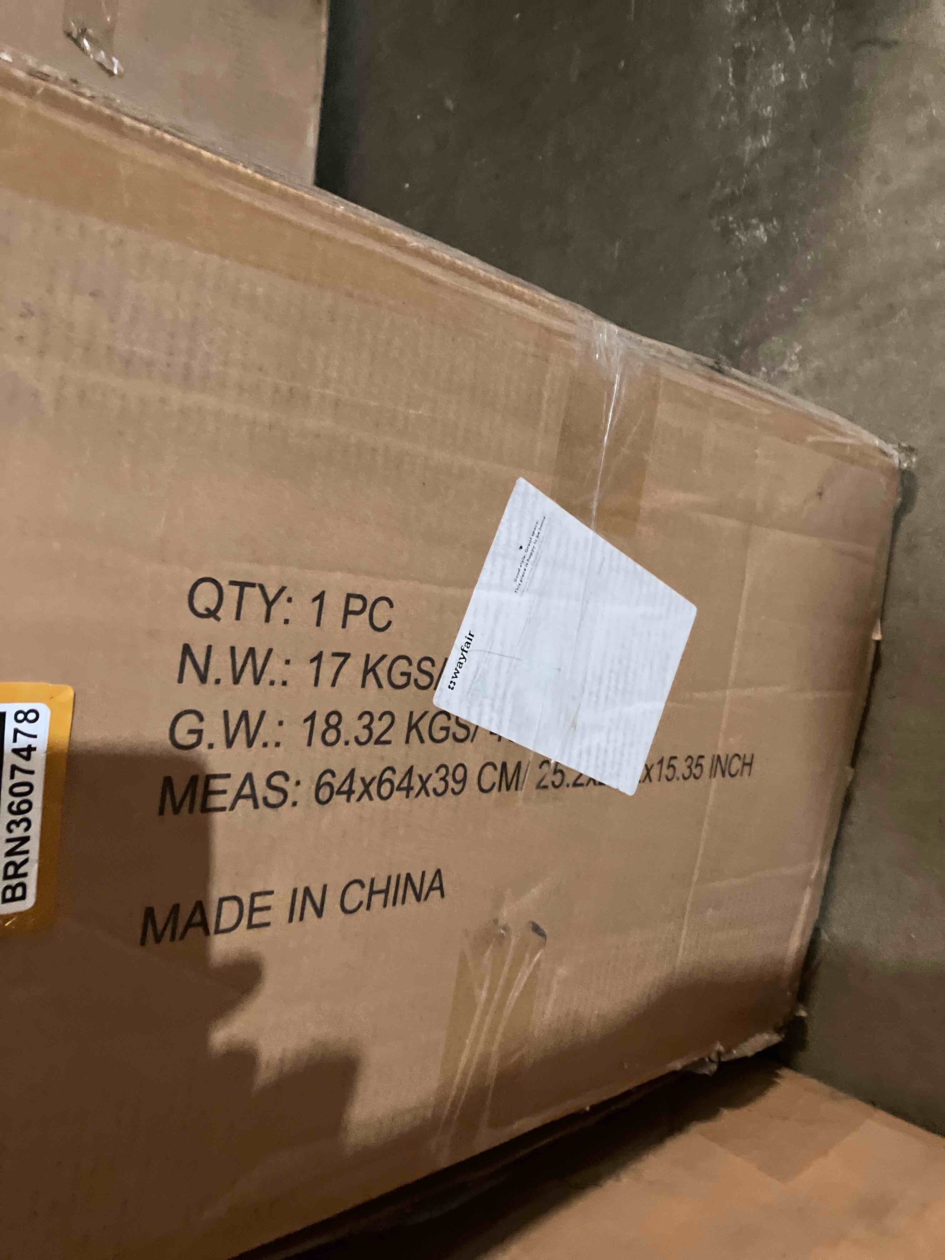https://s3.amazonaws.com/lotting-images-prod/bidfta/BRN3607478_1759864249087.jpeg