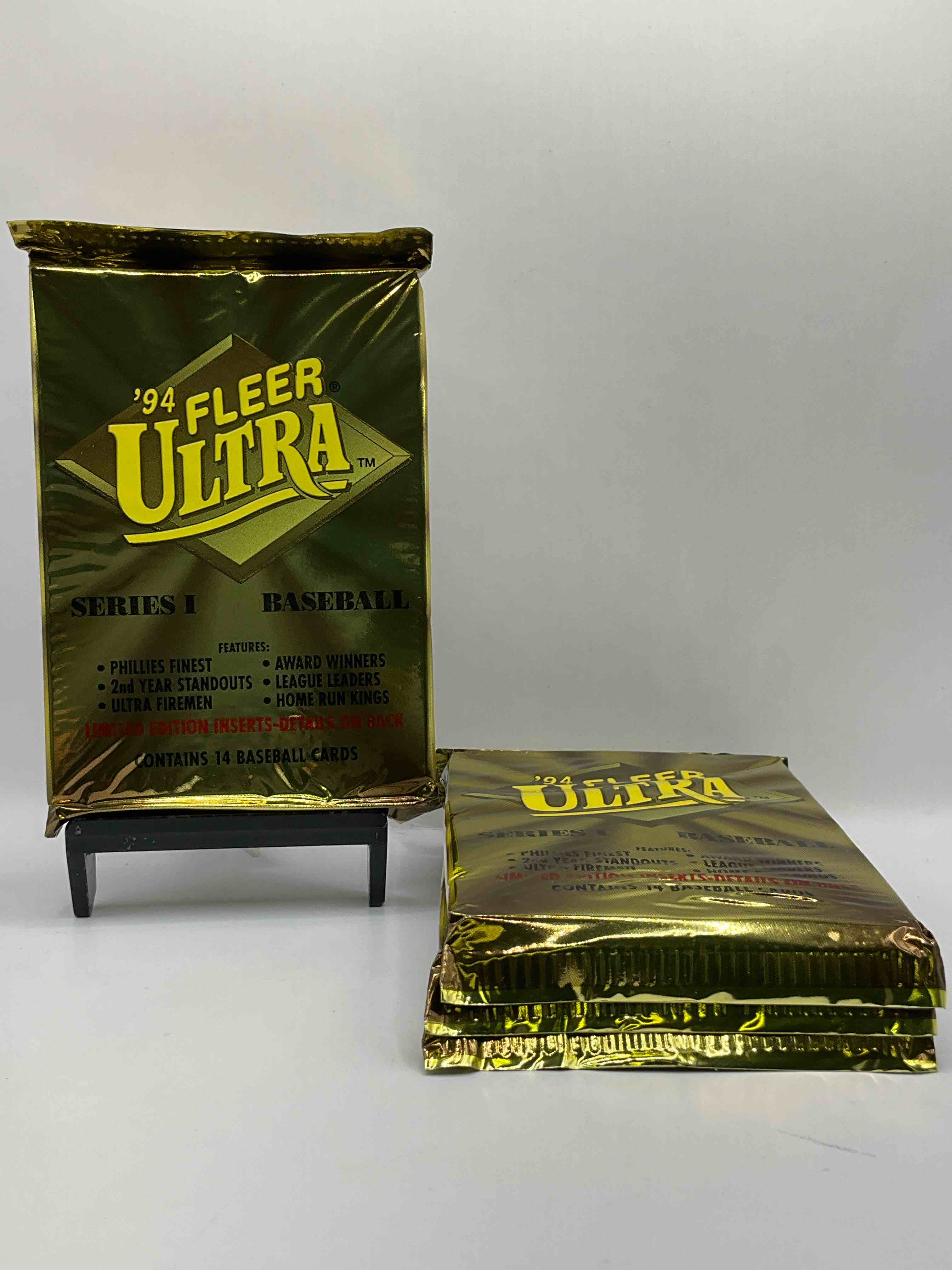 Special Limited Edition Inserts! 1994 Fleer Baseball Unopened Packs! These Packs Have The Possibility Of Containing Rare League Leaders, Phillies, Home Run & Other Special Edition Inserts! Wow! Search For Griffey Jr & More!