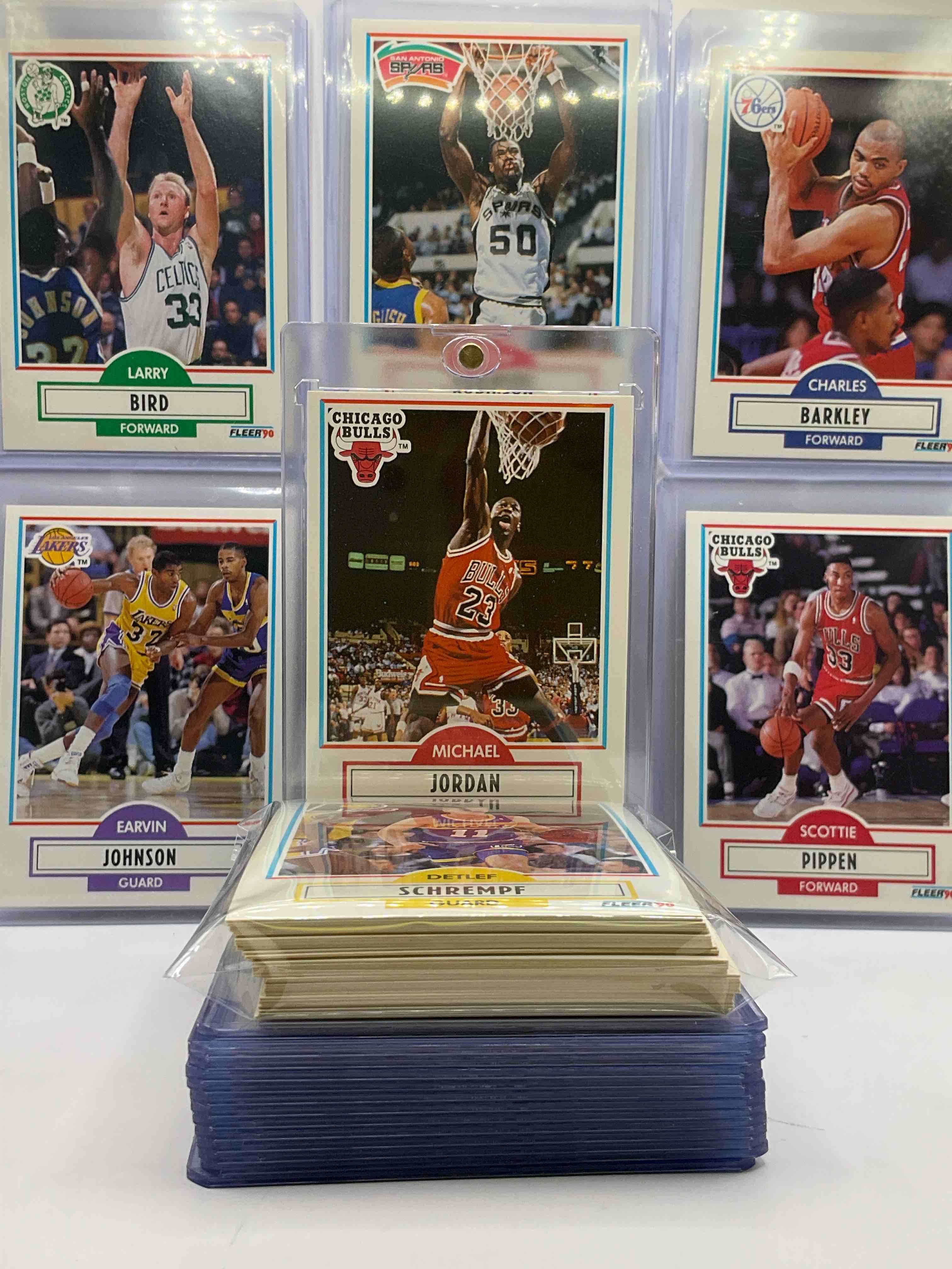 Michael Jordan! 1990 Fleer 50 Card Basketball! The BEST Cards From The Year! Michael Jordan, Magic Johnson, Larry Bird, Scottie Pippen, David Robinson, Charles Barkley, Akeem Olajuwon, Karl Malone, Clyde Drexler & More! All Stars, Hall Of Famers, Champions & More, The Perfect Mix Of Miscellaneous ‘90 NBA Variety! 