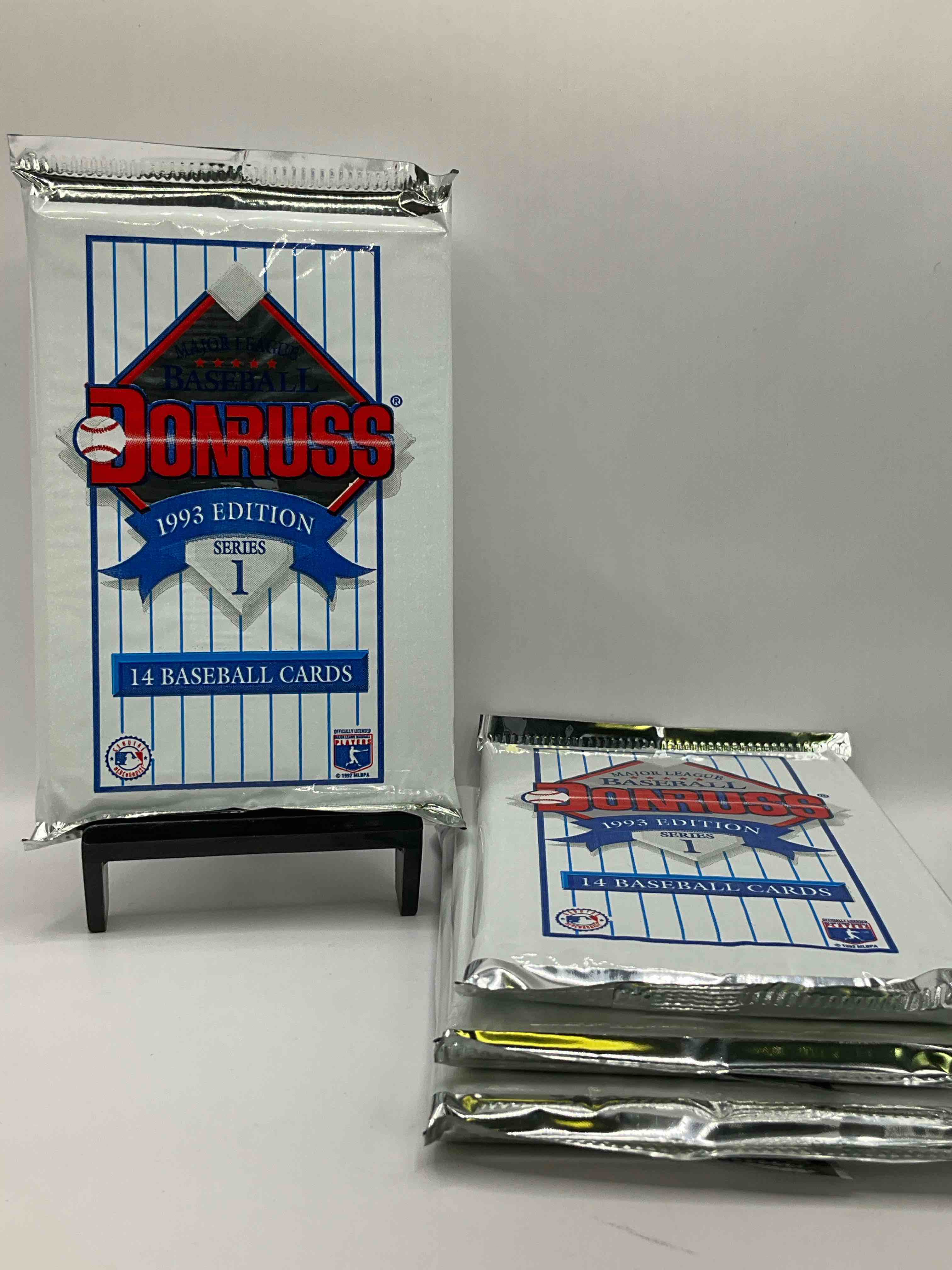 Great Year! 1993 Donruss Baseball Unopened Baseball Card Packs, Direct From Original Sealed Retail Case! Search For Valuable Rated Rookie Cards From Chipper Jones (PSA 10 $150+) & Mike Piazza, Early Ken Griffey Jr. & So Much More!