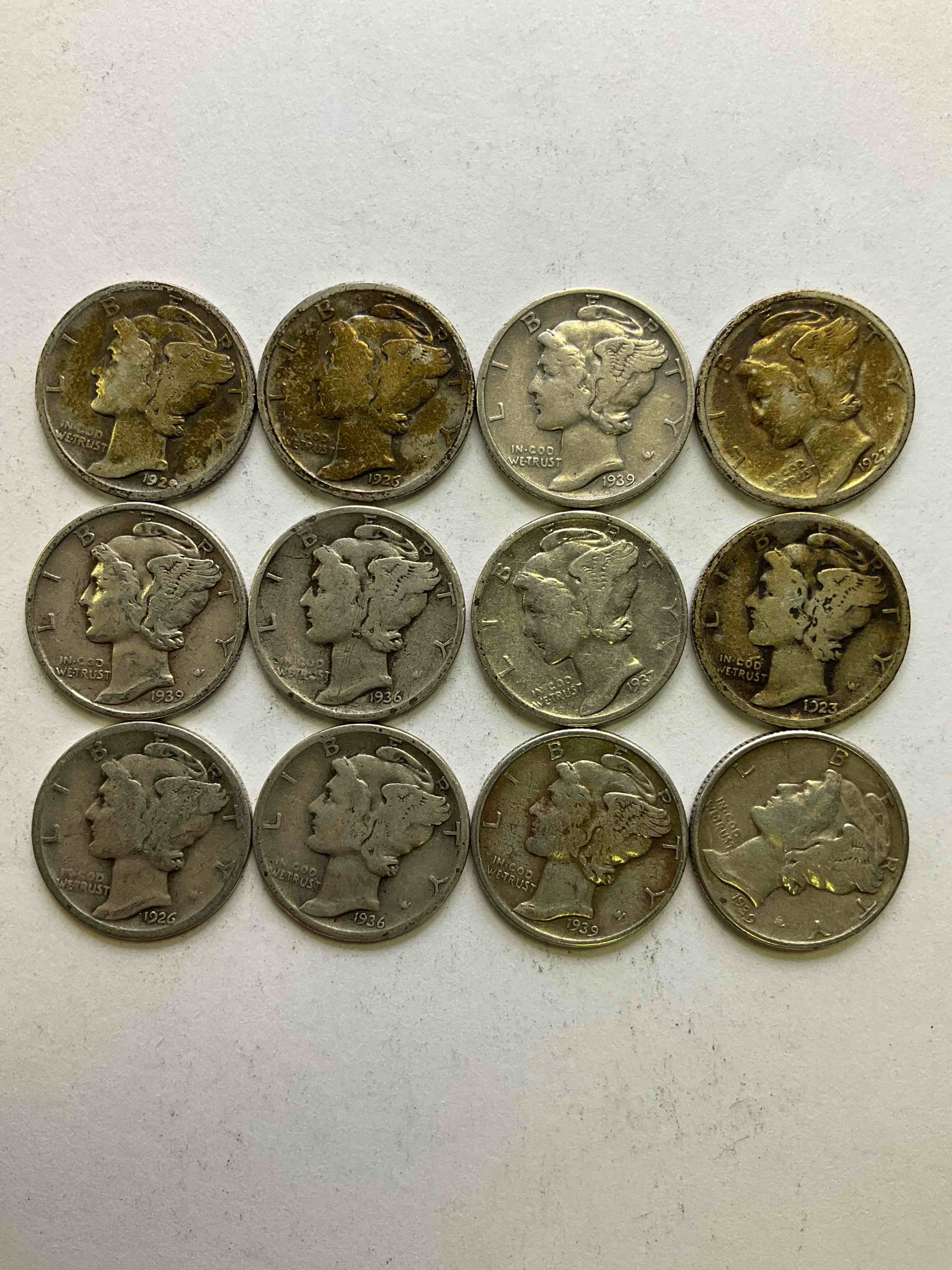 Antique U.S. Pure Fine Silver Mercury Dimes! Silver Mercury Dimes Were Minted From 1916-1945 & Have Become Serious Collector Items! Check Out These Awesome Examples, All In Nice, Circulated Condition With Visible Dates & Varying Years! Rare To Have Visible Dates! Makes For A Great Investment In Precious Metals, Mercury Dimes Are 90% Pure Fine Silver! They Don't Make Em' Like This Anymore!