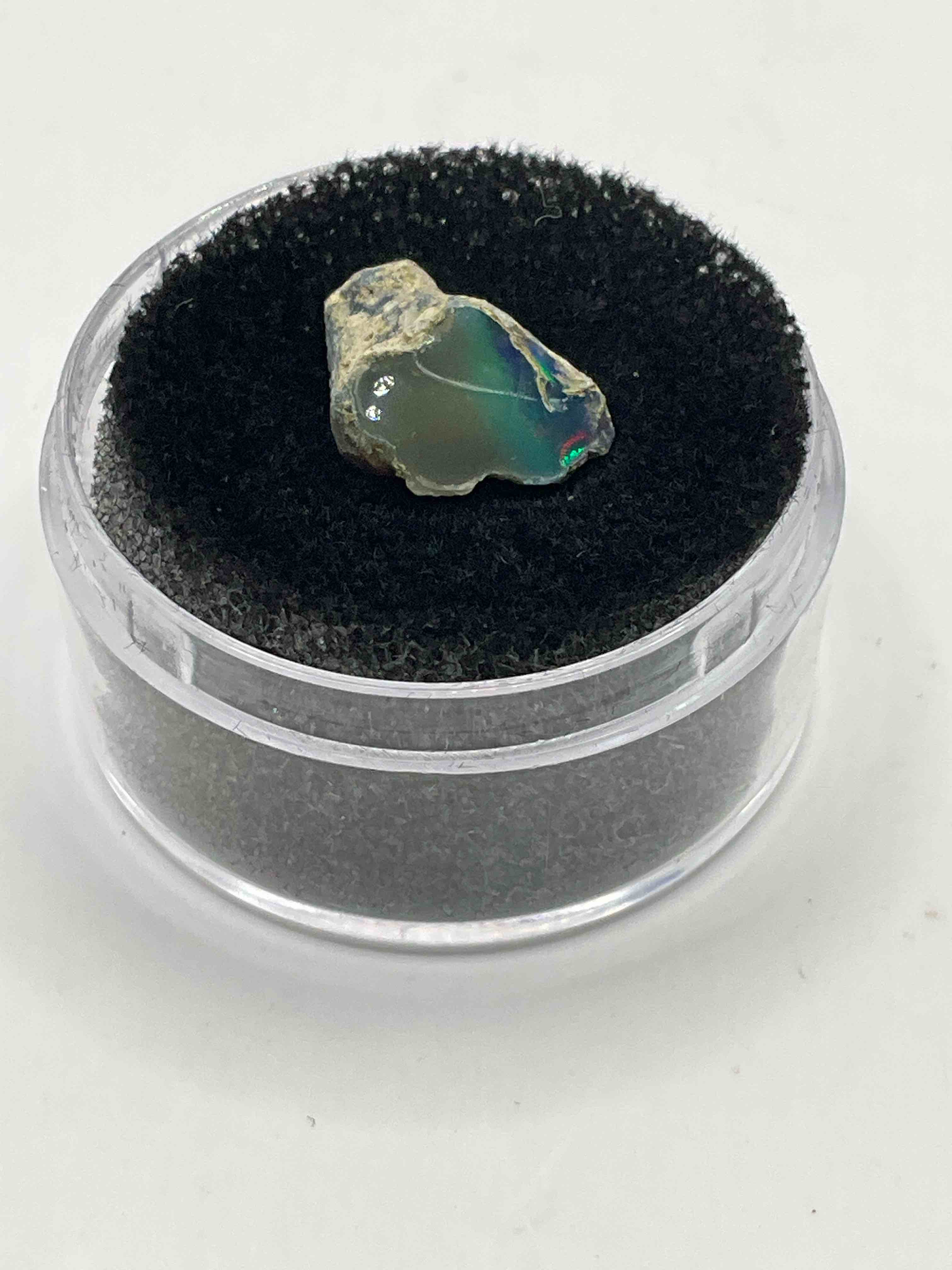 Precious Black Fire Opal Gemstone, Authentic! Raw Ethiopian Welo Black Fire Opal! Black Fire Opals Can Be, Turned Into Absolutely Stunning Pieces When Polished. They Are From The Mountainous Terrain Of Northern Ethiopia, Wollo Province. They Symbolize Hope, Passion & Creativity. U.S. Dime In Image Is For Size Reference Only (Not Included). Own An Amazing Gemstone In Very Hard To Find Raw Form!