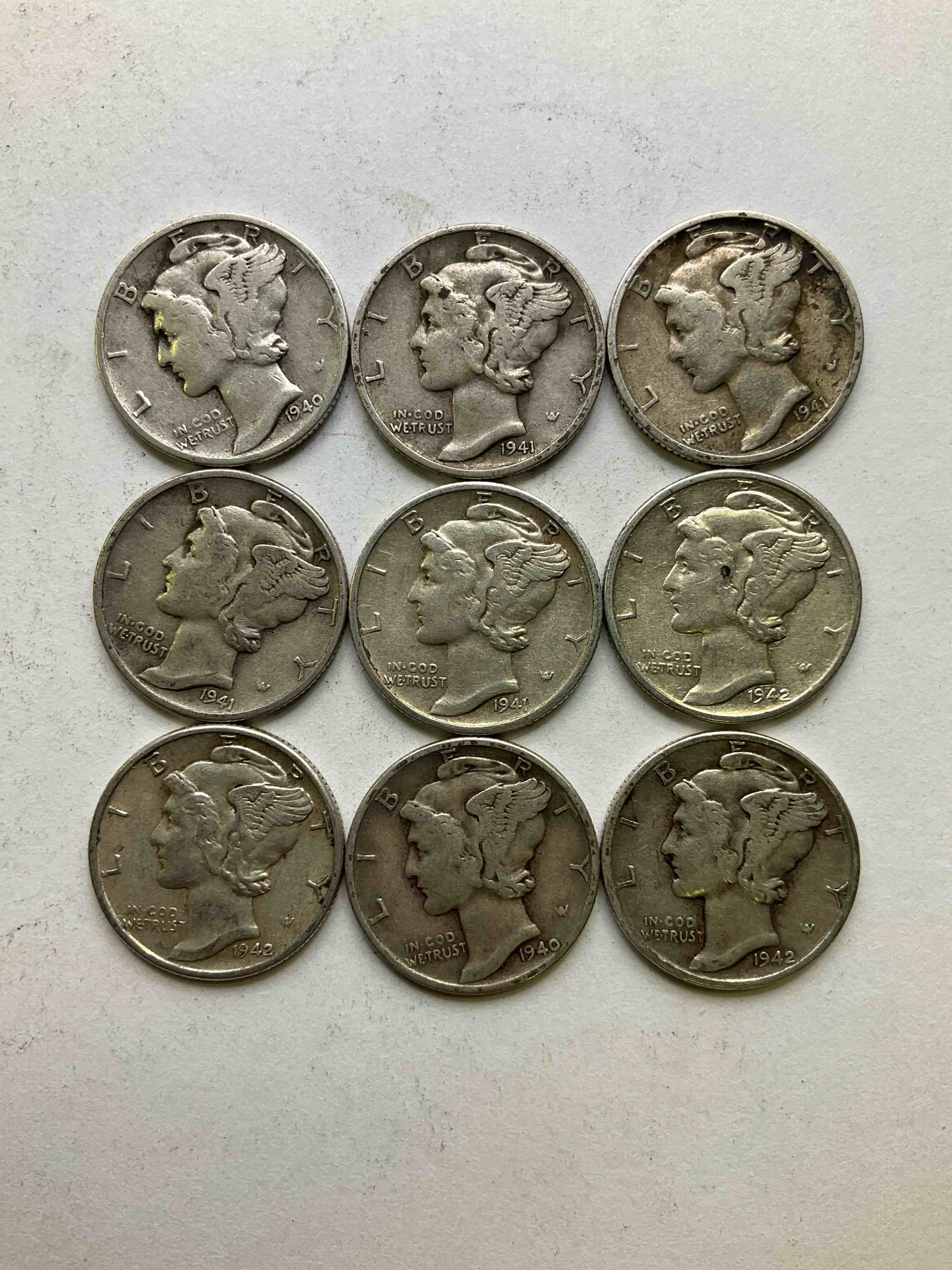 Antique U.S. Pure Fine Silver Mercury Dimes! Silver Mercury Dimes Were Minted From 1916-1945 & Have Become Serious Collector Items! Check Out These Awesome Examples, All In Nice, Circulated Condition With Visible Dates & Varying Years! Rare To Have Visible Dates! Makes For A Great Investment In Precious Metals, Mercury Dimes Are 90% Pure Fine Silver! They Don't Make Em' Like This Anymore!