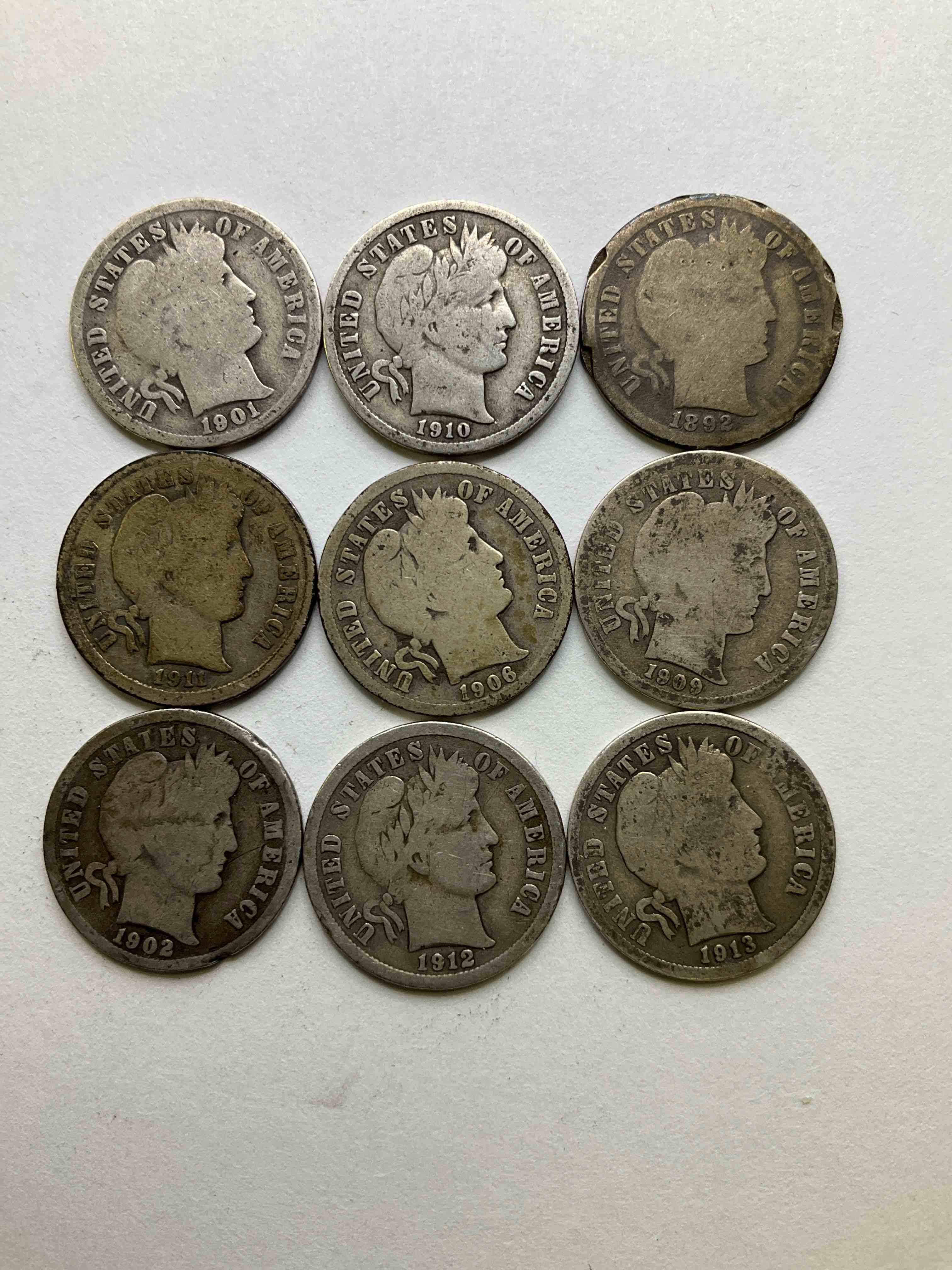 Antique U.S. Pure Fine Silver Mercury Dimes! Silver Mercury Dimes Were Minted From 1916-1945 & Have Become Serious Collector Items! Check Out These Awesome Examples, All In Nice, Circulated Condition With Visible Dates & Varying Years! Rare To Have Visible Dates! Makes For A Great Investment In Precious Metals, Mercury Dimes Are 90% Pure Fine Silver! They Don't Make Em' Like This Anymore!