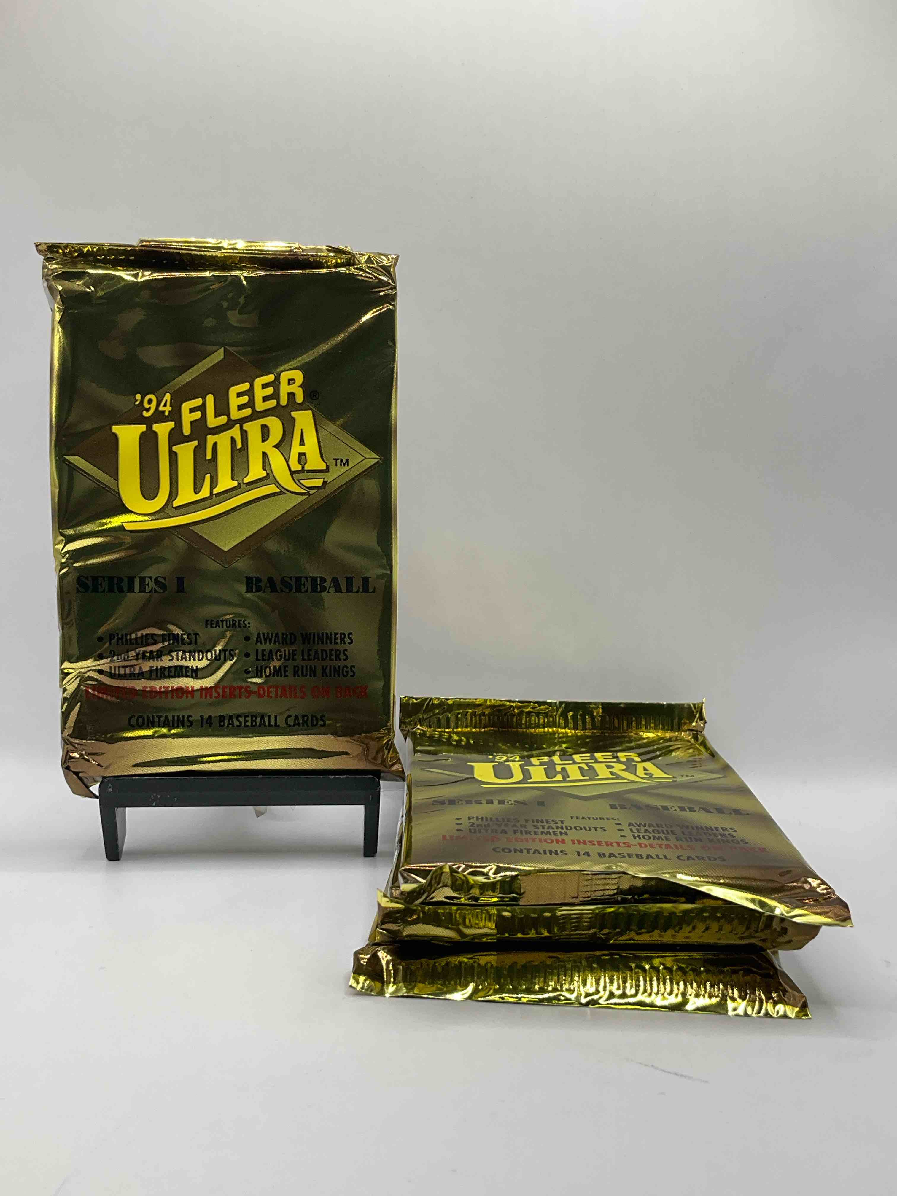 Special Limited Edition Inserts! 1994 Fleer Baseball Unopened Packs! These Packs Have The Possibility Of Containing Rare League Leaders, Phillies, Home Run & Other Special Edition Inserts! Wow! Search For Griffey Jr & More!
