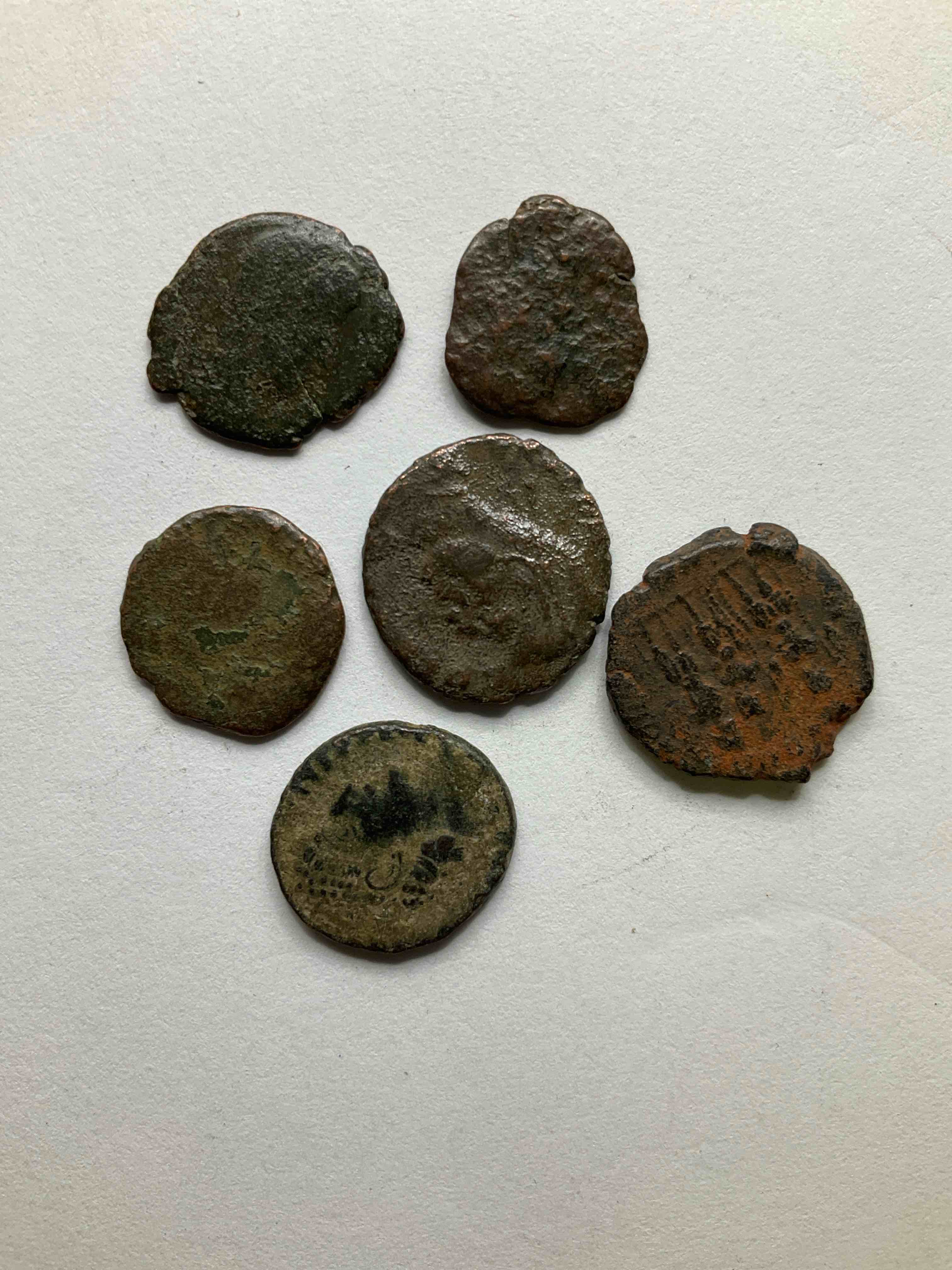 Ancient Roman Coins! 1,600-1,700 YEARS OLD Approximately! Check Out These Amazing Authentic Pieces Of History, Ancient Roman Bronze Coins From The Approx 300 to 400 A.D Era... Serious Pieces Of History & Serious Collector Items! Own Authentic Pieces Of Ancient History!