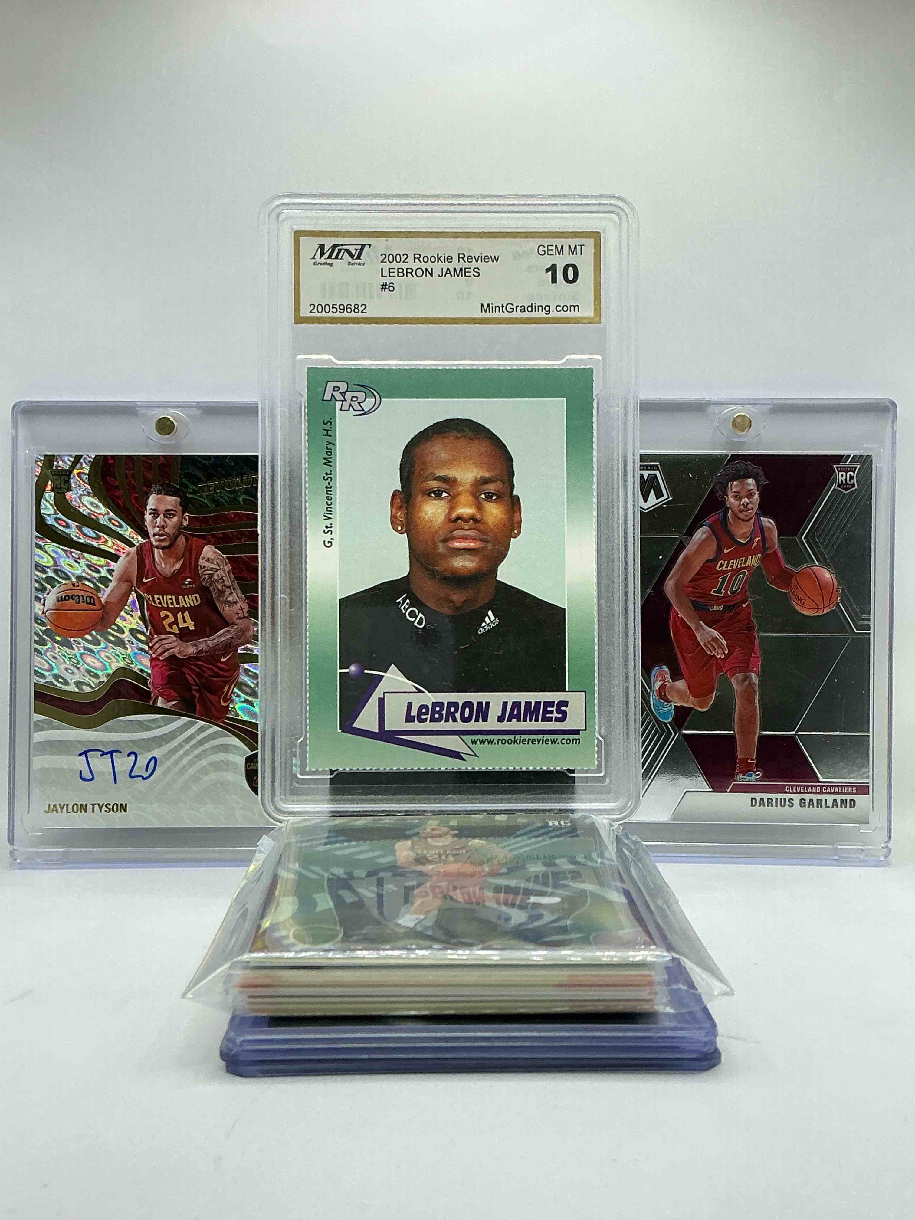 LeBron James Gem Mint 10 Rookie! Jaylon Tyson Signed Rookie Card, Darius Garland Mosaic Rookie Card & More! Cavs Craziness! Donovan Mitchell, Collin Sexton, LBJ & More! Vintage & New Cavs 24 Card Lot