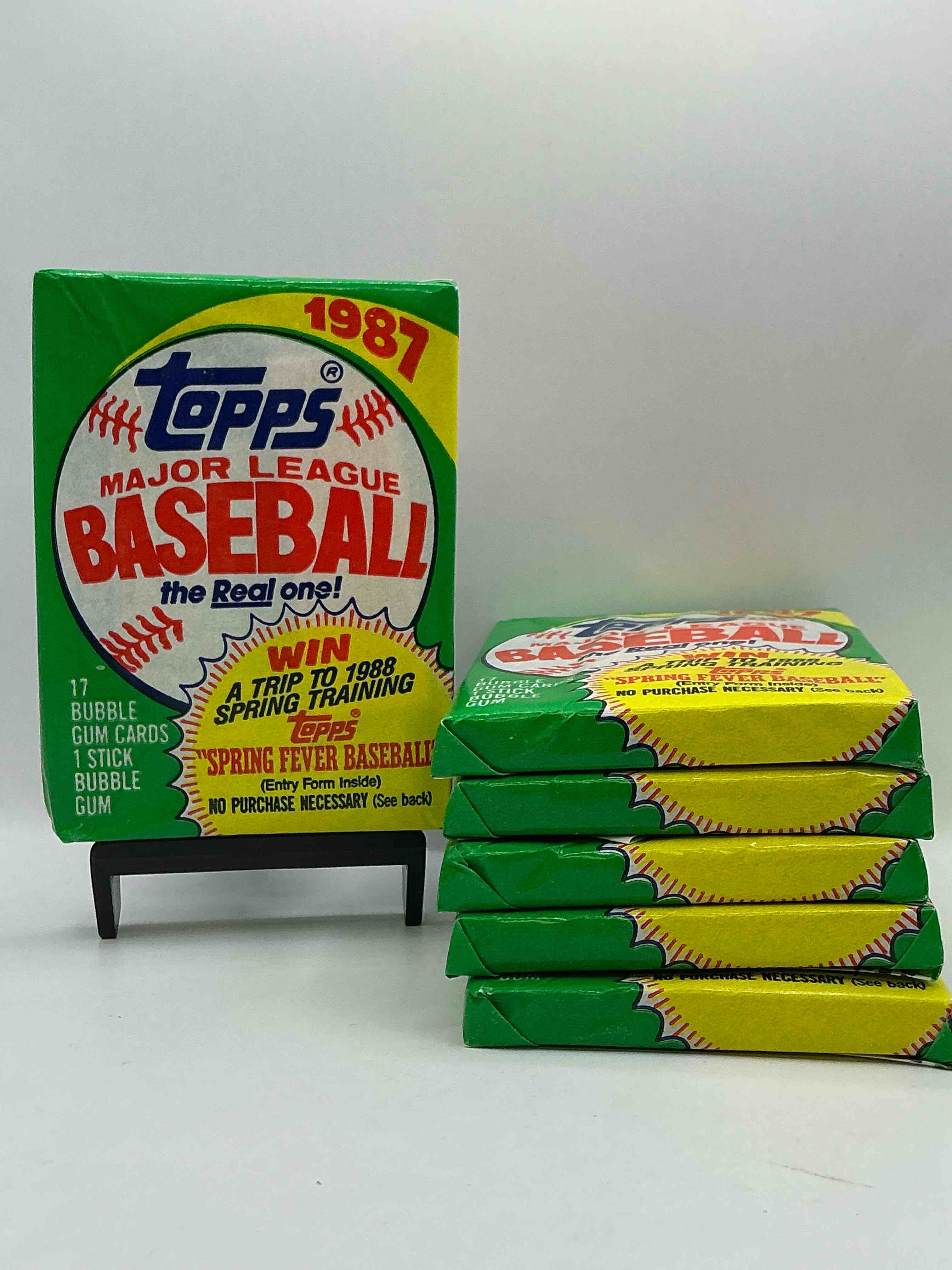 Loaded! 1987 Topps Baseball Unopened Sports Card Collectible Wax Pack, Direct From Original Retail Case! 1987 Topps Baseball Is A Loaded Year With Rookie Cards From Barry Bonds (PSA 10 $300+), Bo Jackson, Jose Canseco & More! Excellent Condition!