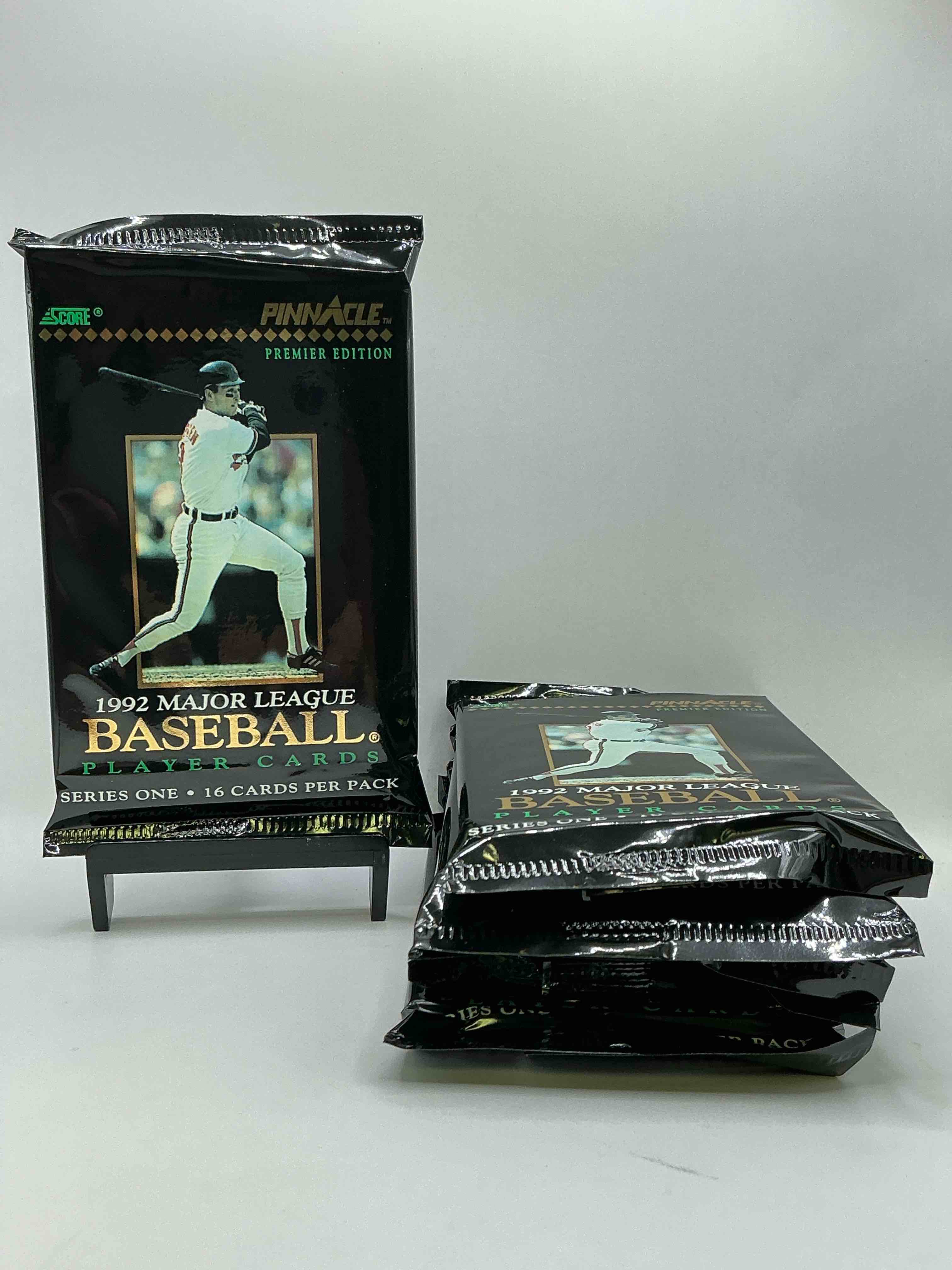 1992 Score Pinncale Packs! Score Baseball Unopened Packs Direct From Original Retail Case! These Packs Could Have Early Griffey Jr ,Cards & More!
