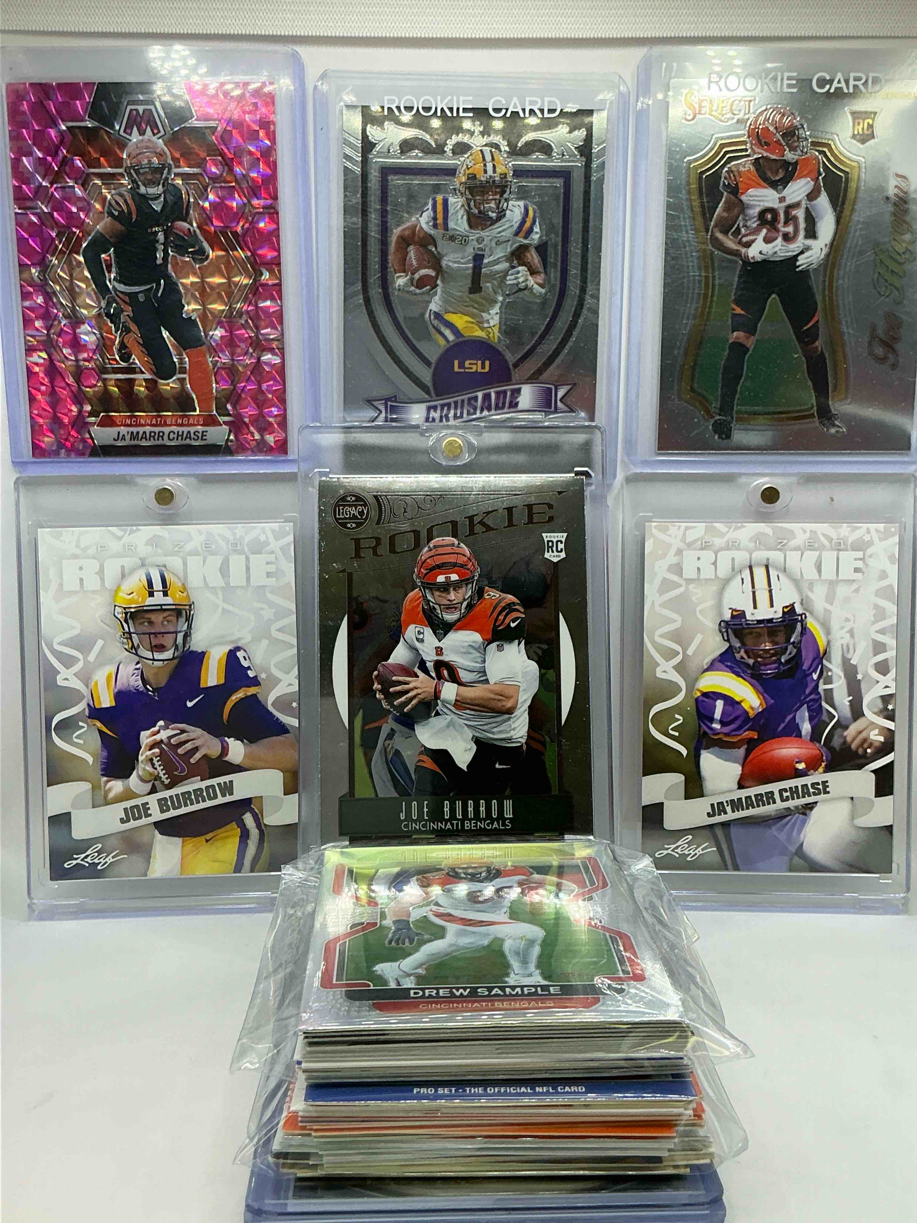 Bengals Bonanza! Joe Burrow, Ja’marr Chase & Tee Higgins Rookies! Joe Burrow Legacy Rookie, Tee Higgins Select Rookie, Joe Burrow & Ja’marr Chase Leaf Rookie Combo & More! Vintage & New… 50 Card Bengals Lot Filled With Commons, Heroes & More!