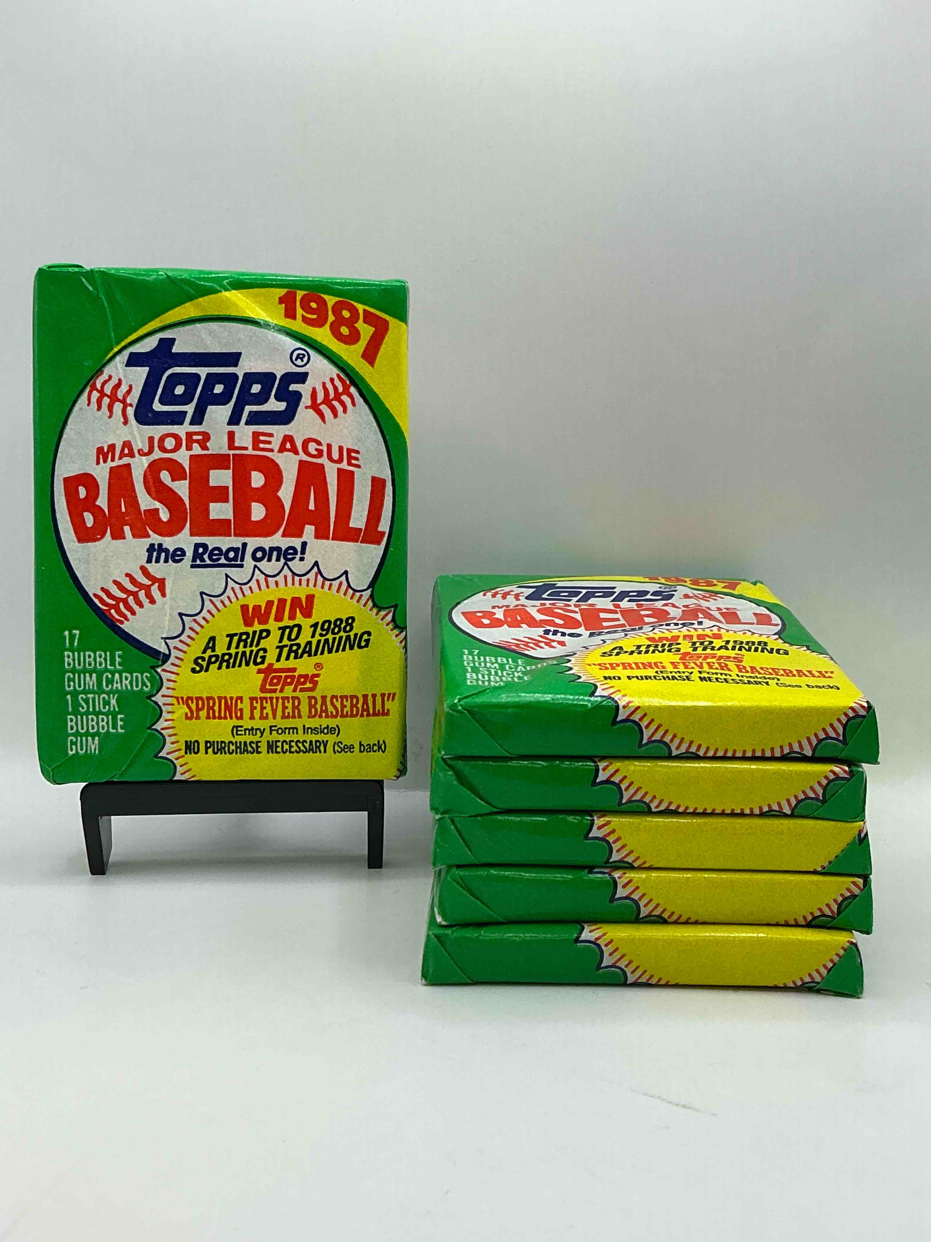 Loaded! 1987 Topps Baseball Unopened Sports Card Collectible Wax Pack, Direct From Original Retail Case! 1987 Topps Baseball Is A Loaded Year With Rookie Cards From Barry Bonds (PSA 10 $300+), Bo Jackson, Jose Canseco & More! Excellent Condition!