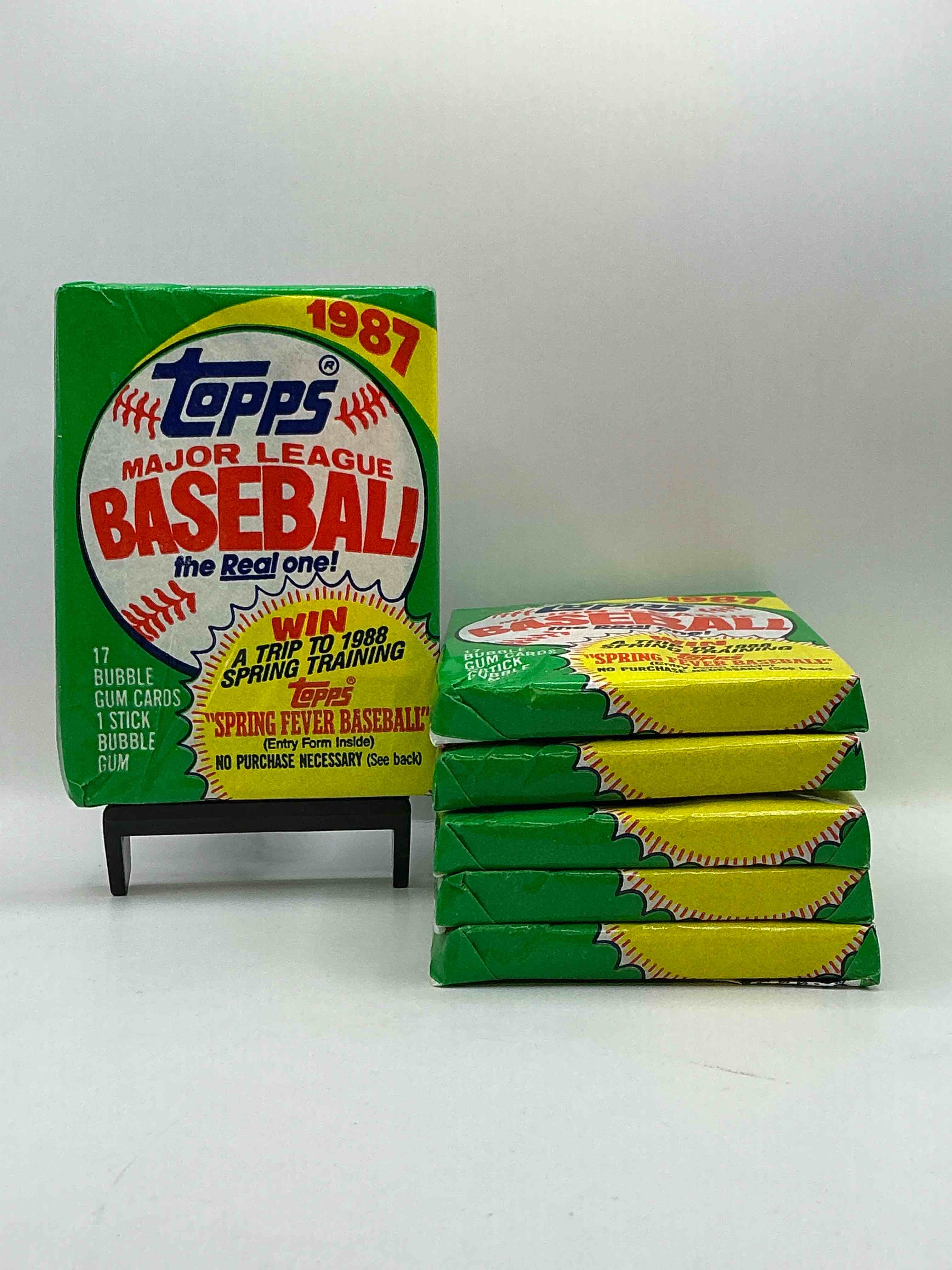 Loaded! 1987 Topps Baseball Unopened Sports Card Collectible Wax Pack, Direct From Original Retail Case! 1987 Topps Baseball Is A Loaded Year With Rookie Cards From Barry Bonds (PSA 10 $300+), Bo Jackson, Jose Canseco & More! Excellent Condition!