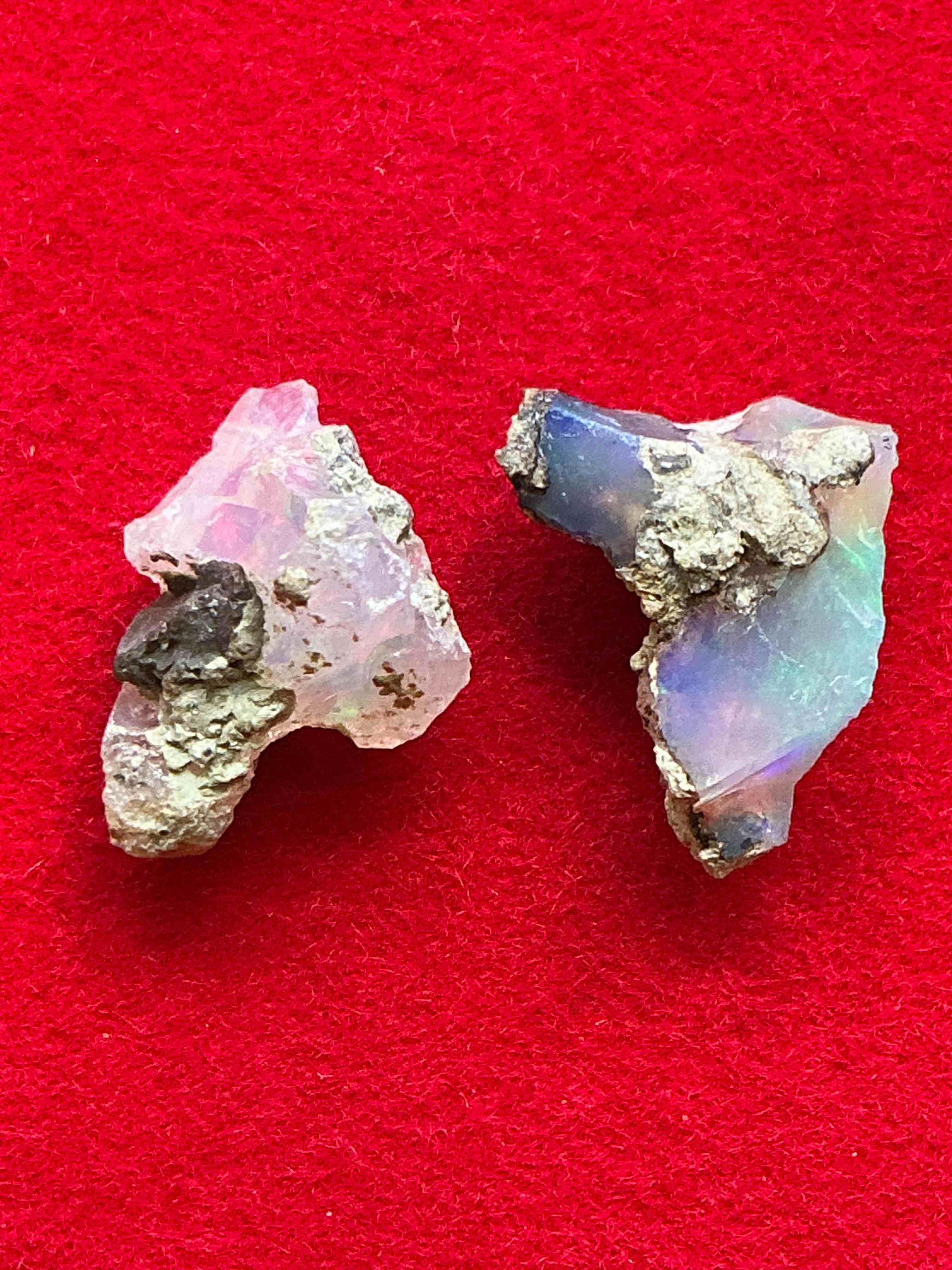 Opal Precious Gemstone, Raw, Authentic! Ethiopian Opal Gemstone, In Large & Raw, Prospected Form! Ethiopian Opals Are Famous For Their Stunning Clarity & Shimmering Color Hues! They Are Believed To Promote Hope, Purity & Love. The U.S. Dime In Image Is For Size Reference Only (Not Included). A Gemstone Like This In Raw Form Is Very Hard To Find! Own An Amazing, Stunning, Unique Opal Gemstone In Rare, Raw Form!