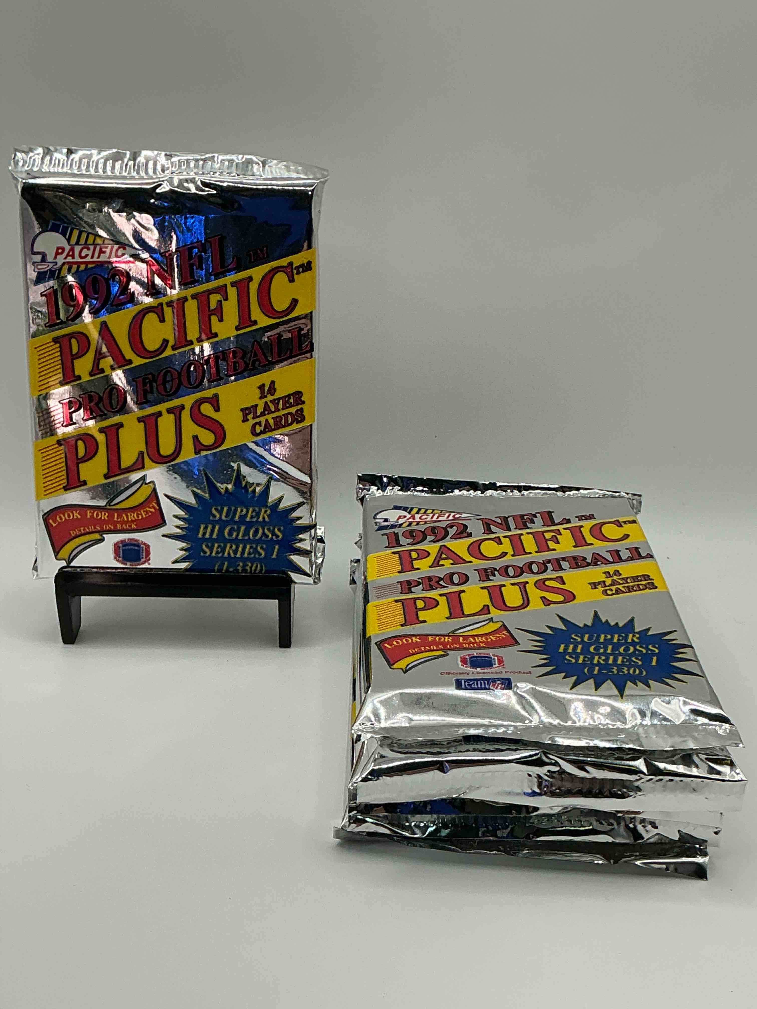 Look For Largent! Steve Largent Signed 1000 Cards That Were Randomly Inserted In These 1992 Pacific Football Card Packs! No Way… Can You Find One?