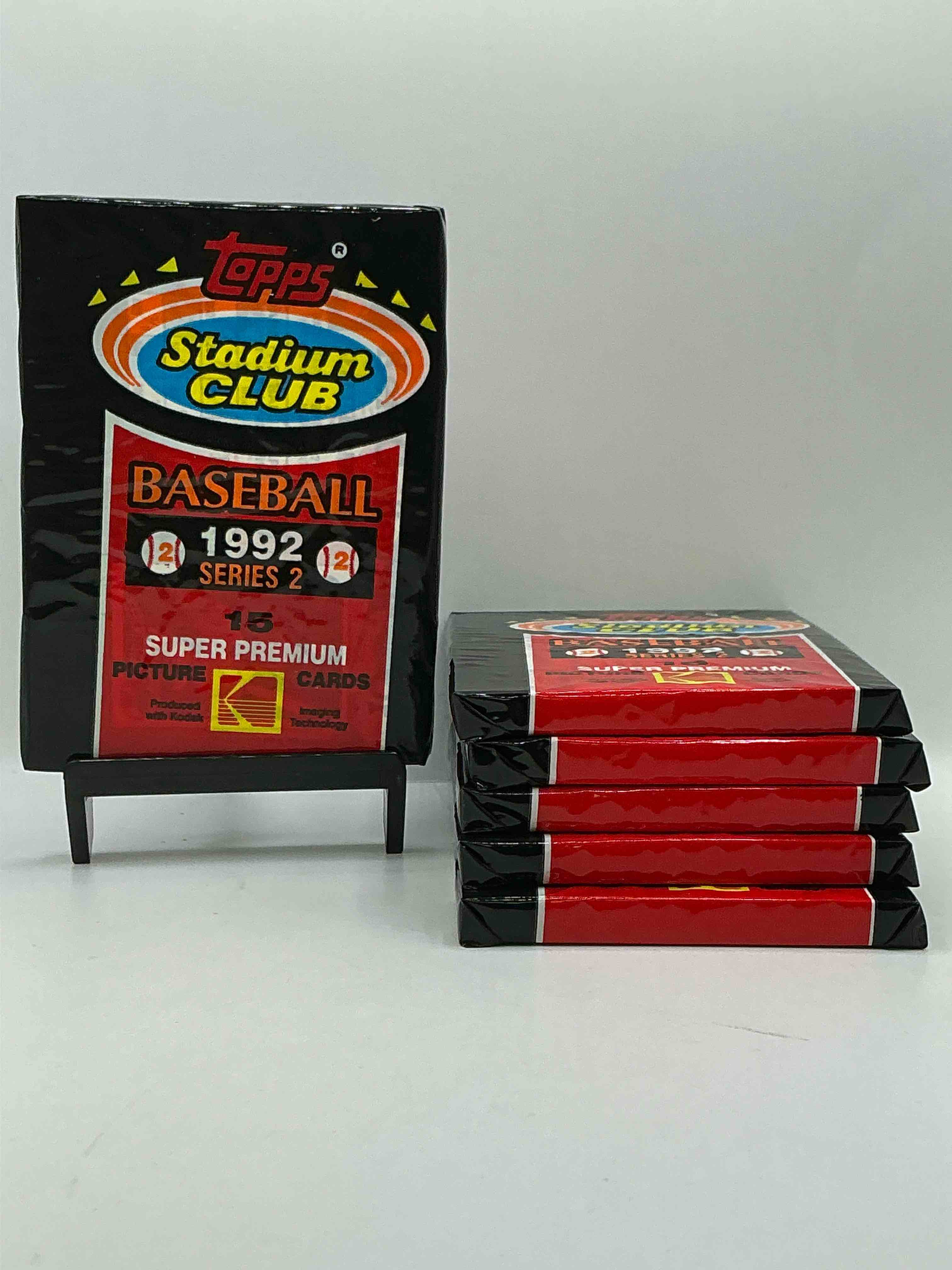 Ken Griffey Jr!? Frank Thomas!? Baseball Insanity! 1992 Topps Stadium Club Baseball Series Il Unopened Packs, Direct From Box! 15 Premium Baseball Cards In Each Pack! Search For Griffey Jr, Nolan Ryan, Frank Thomas & So Much More!Search For 1980's Stars & Hall Of Famers!
