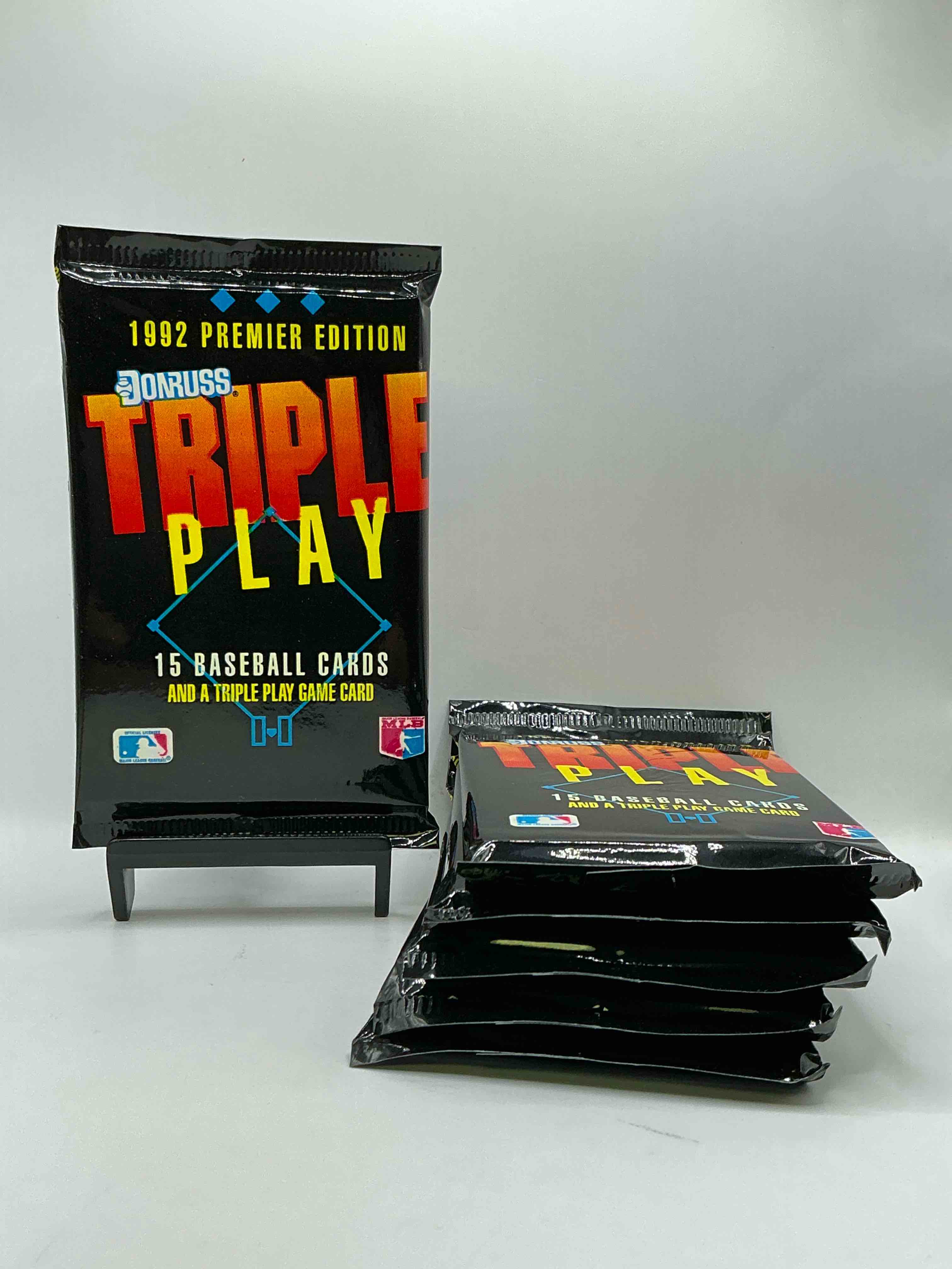 1992 Donruss Triple Play MLB Baseball Card Packs! Look For Randomly Inserted Gallery Of The Stars Cards, Awesome Action, Little Hotshots & Rub Off Game Cards!Along With Griffey Jr, McGwire, Ryan & More! Rare Packs!