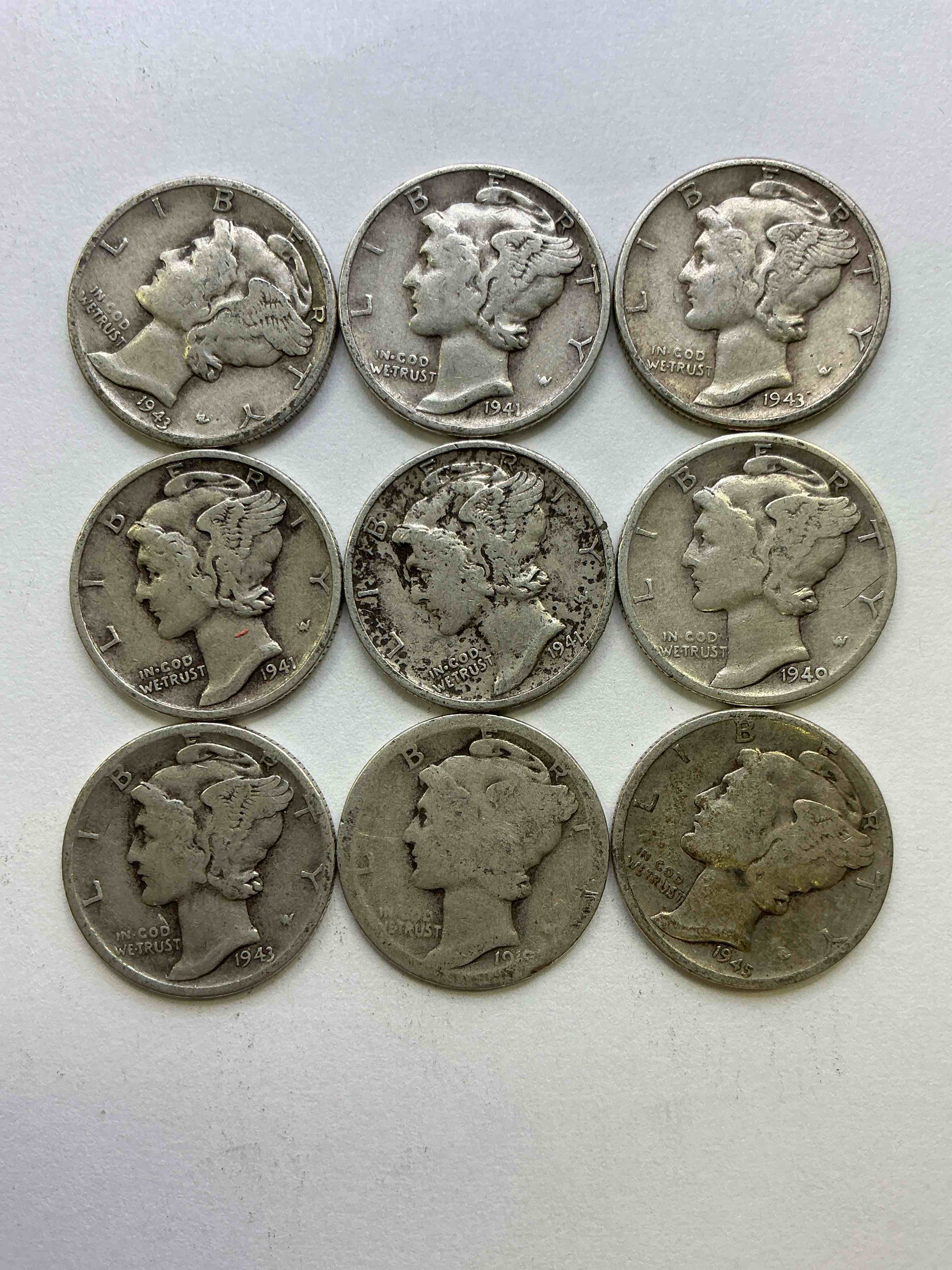 Antique U.S. Pure Fine Silver Mercury Dimes! Silver Mercury Dimes Were Minted From 1916-1945 & Have Become Serious Collector Items! Check Out These Awesome Examples, All In Nice, Circulated Condition With Visible Dates & Varying Years! Rare To Have Visible Dates! Makes For A Great Investment In Precious Metals, Mercury Dimes Are 90% Pure Fine Silver! They Don't Make Em' Like This Anymore!
