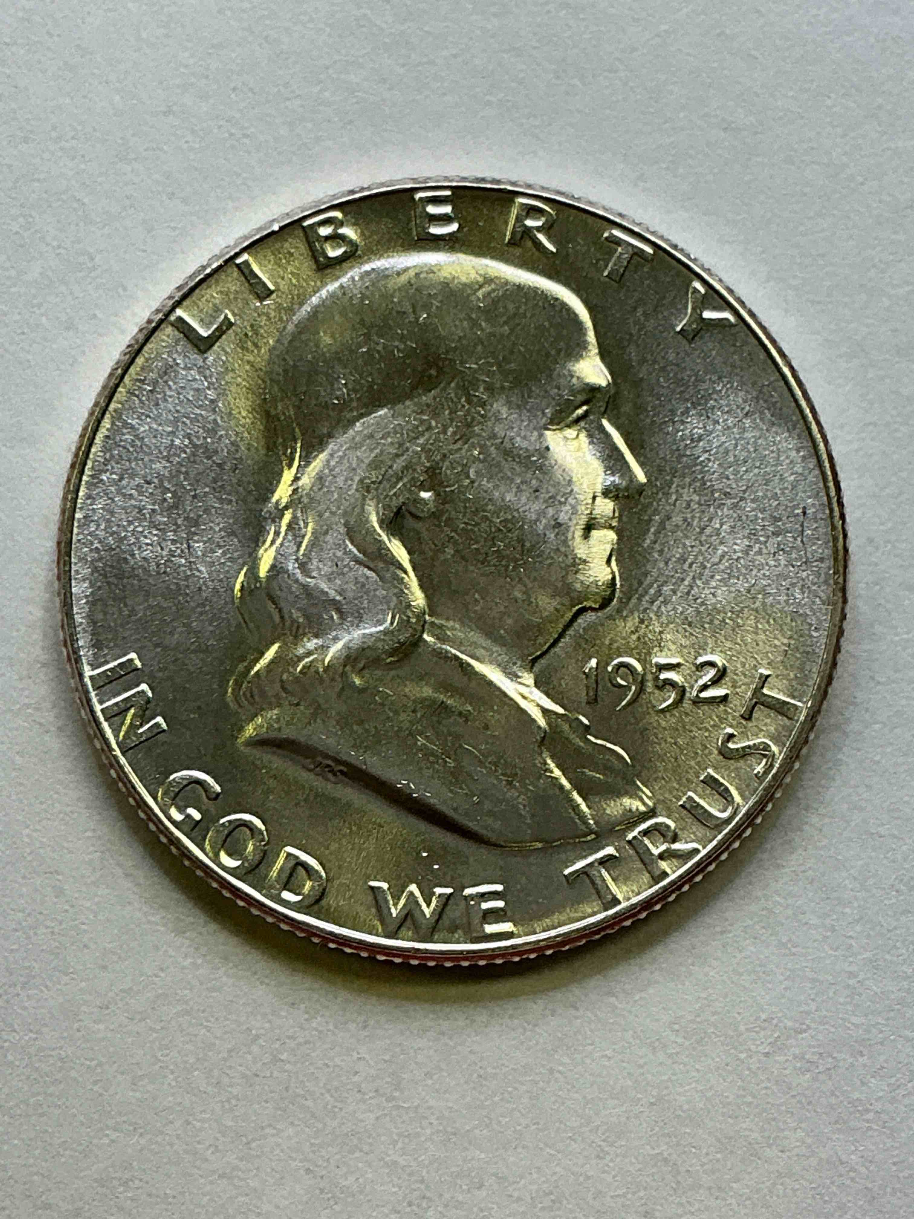 Uncirculated Ben Franklin Silver! Pre 1965 Silver U.S. Half Dollar Coins! Before 1965 American Half Dollars Were Actually Silver, Here Is A Gorgeous Example Of A Rare Ben Franklin Silver Half Dollar. Uncirculated, Great Condition & Great For Investing In Precious Metals! These Heavy Half Dollars Were Minted At 90% Silver and 10% Copper, Giving Them A Net Weight Of .36169 Ounces Of Pure Silver Per Coin! Getting Very Rare. Invest & Win!