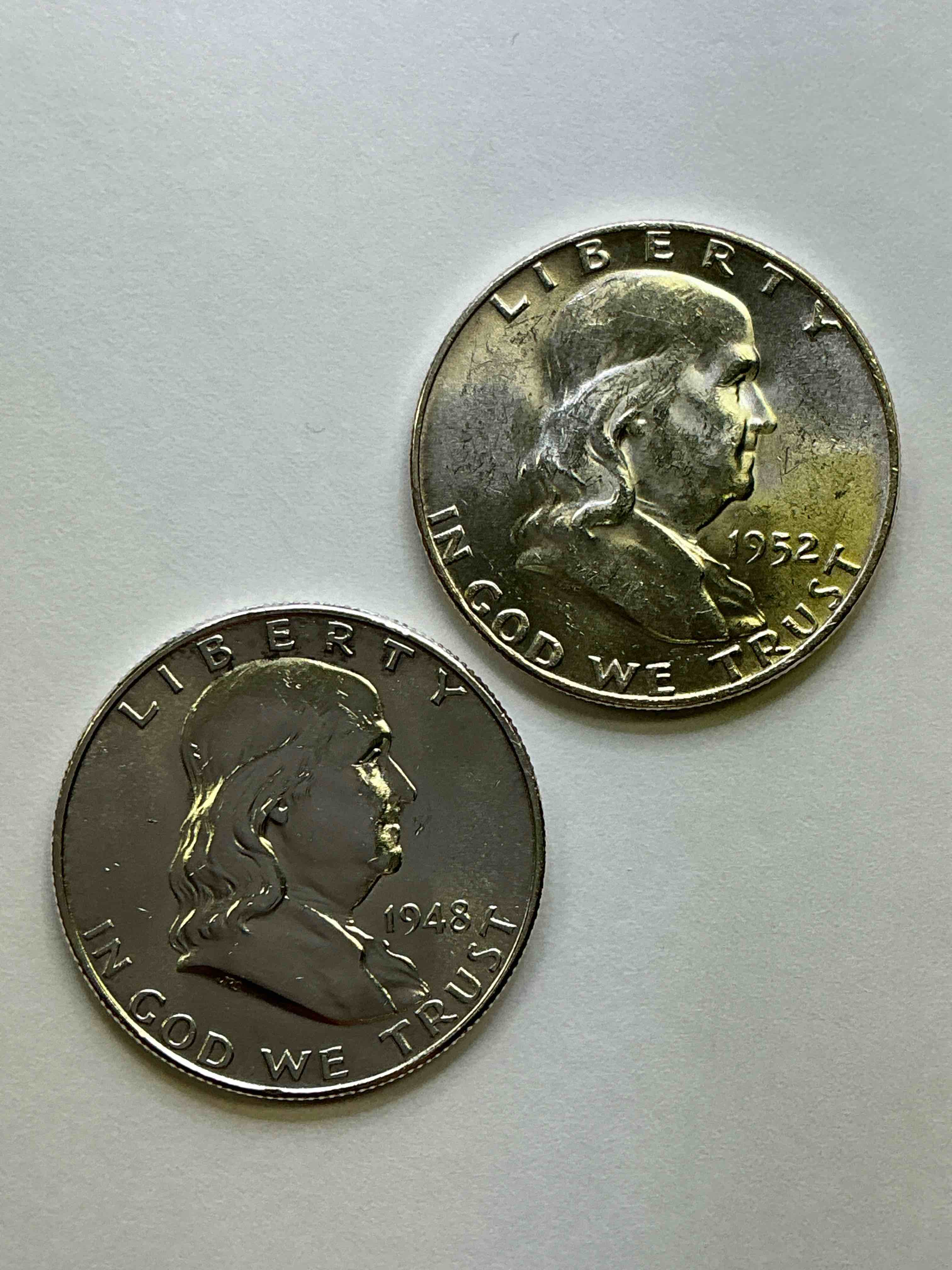 Uncirculated Ben Franklin Silver! Pre 1965 Silver U.S. Half Dollar Coins! Before 1965 American Half Dollars Were Actually Silver, Here Is A Gorgeous Example Of A Rare Ben Franklin Silver Half Dollar. Uncirculated, Great Condition & Great For Investing In Precious Metals! These Heavy Half Dollars Were Minted At 90% Silver and 10% Copper, Giving Them A Net Weight Of .36169 Ounces Of Pure Silver Per Coin! Getting Very Rare. Invest & Win!