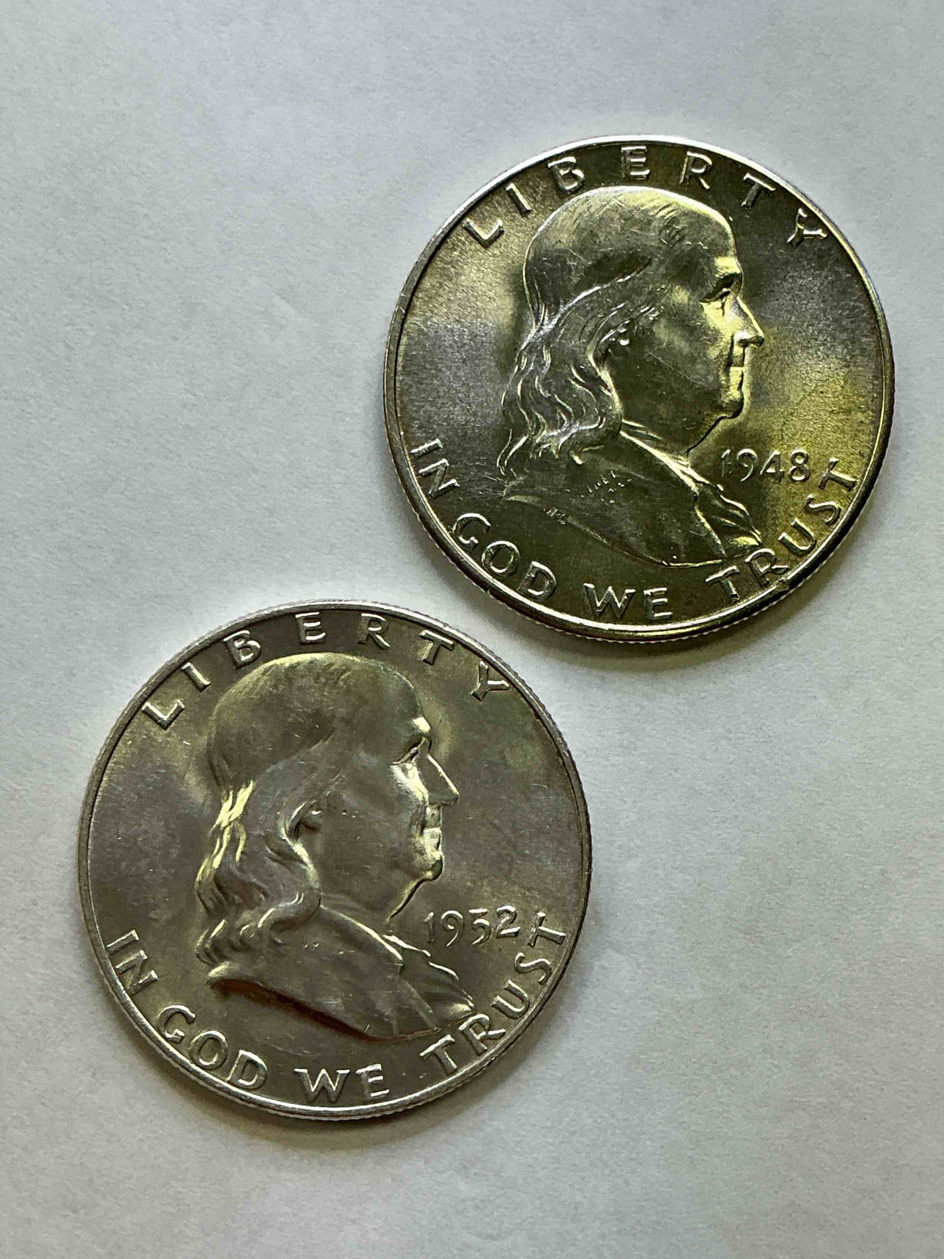 Uncirculated Ben Franklin Silver! Pre 1965 Silver U.S. Half Dollar Coins! Before 1965 American Half Dollars Were Actually Silver, Here Is A Gorgeous Example Of A Rare Ben Franklin Silver Half Dollar. Uncirculated, Great Condition & Great For Investing In Precious Metals! These Heavy Half Dollars Were Minted At 90% Silver and 10% Copper, Giving Them A Net Weight Of .36169 Ounces Of Pure Silver Per Coin! Getting Very Rare. Invest & Win!