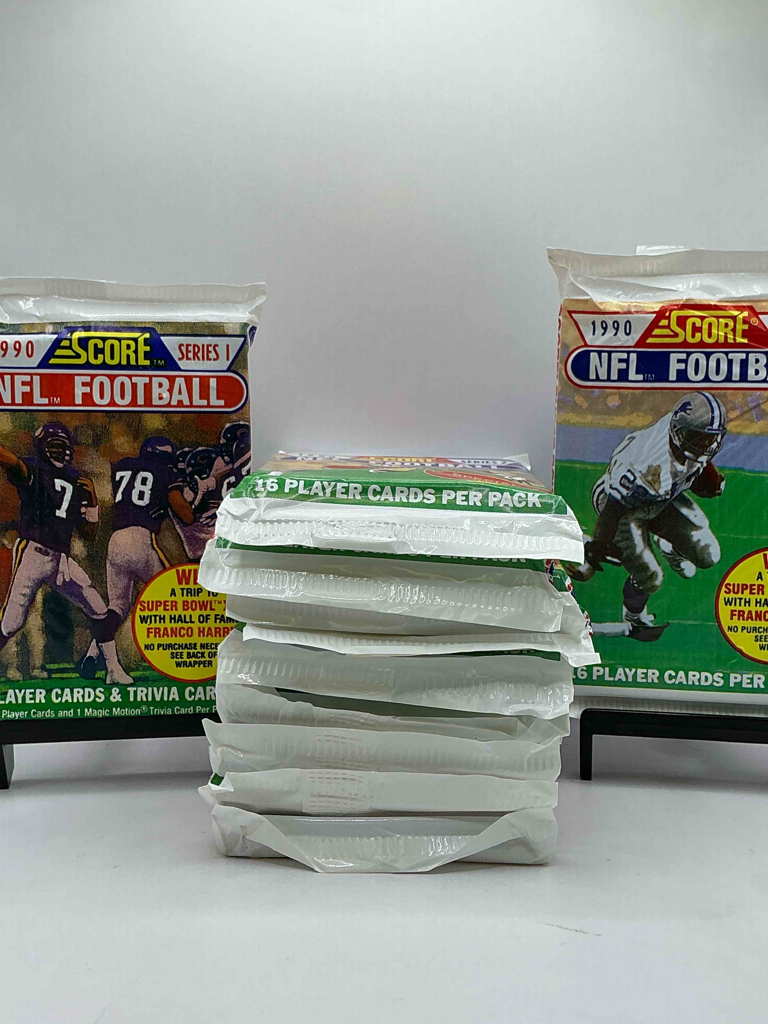 Series 1 & 2! Emmitt Smith Rookie!? In Perfect Condition Worth Hundreds! 1990 Score Football Unopened Collectible Sports Card Packs! Direct From Original Bax! Look For Valuable Emmitt Smith Rookie Cards! Let The Search Begin!