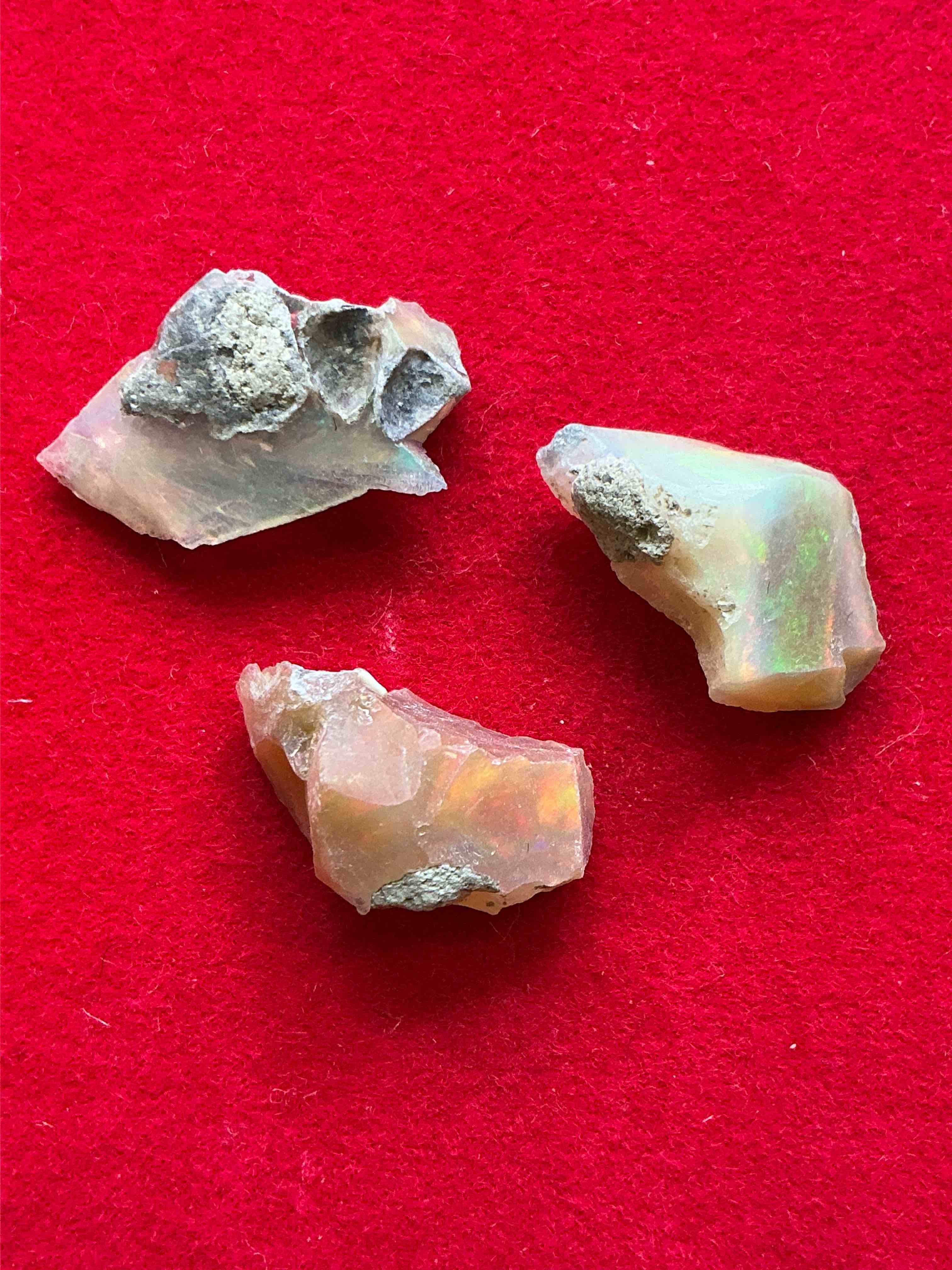 Opal Precious Gemstone, Raw, Authentic! Ethiopian Opal Gemstone, In Large & Raw, Prospected Form! Ethiopian Opals Are Famous For Their Stunning Clarity & Shimmering Color Hues! They Are Believed To Promote Hope, Purity & Love. The U.S. Dime In Image Is For Size Reference Only (Not Included). A Gemstone Like This In Raw Form Is Very Hard To Find! Own An Amazing, Stunning, Unique Opal Gemstone In Rare, Raw Form!