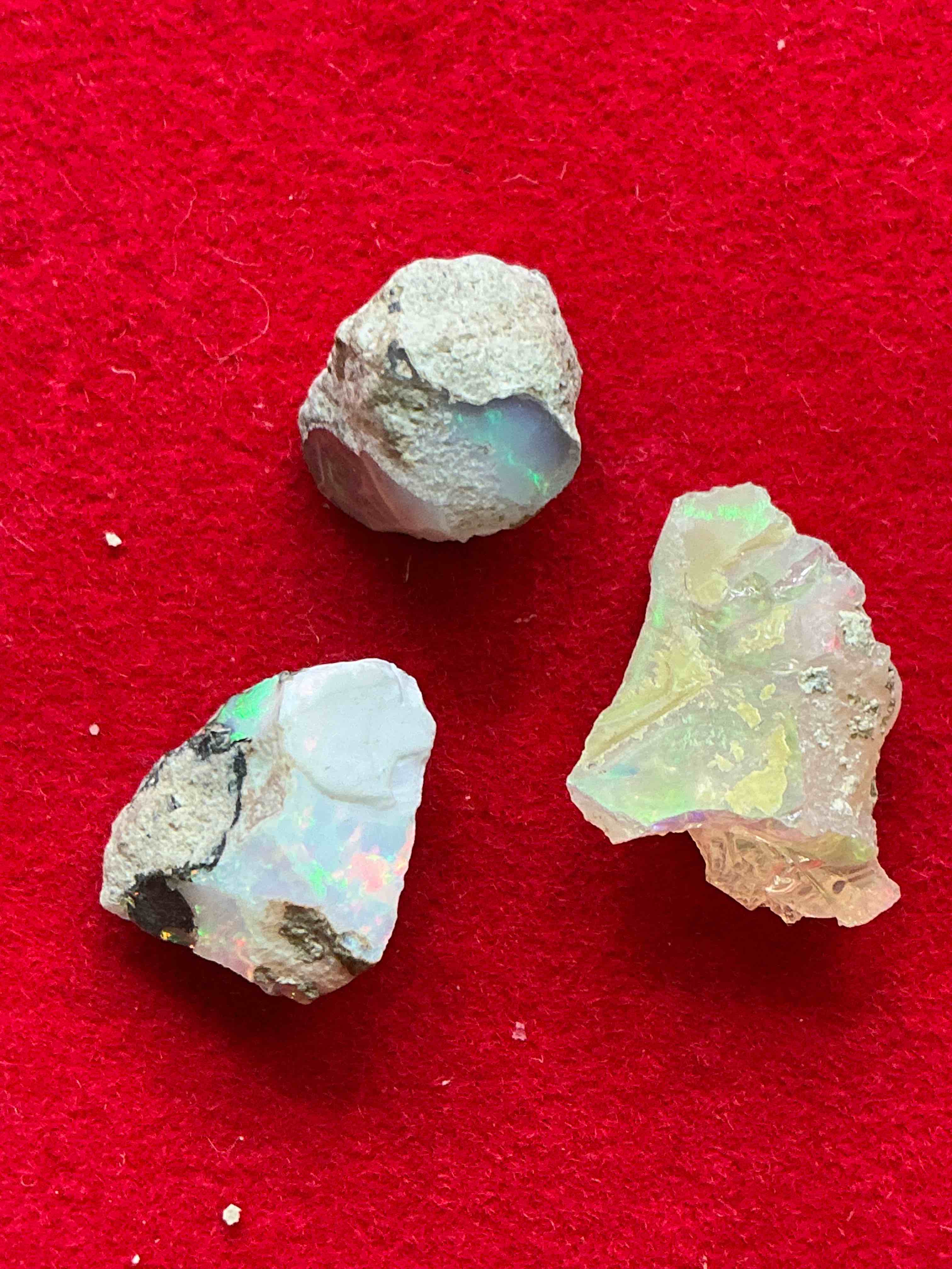 Opal Precious Gemstone, Raw, Authentic! Ethiopian Opal Gemstone, In Large & Raw, Prospected Form! Ethiopian Opals Are Famous For Their Stunning Clarity & Shimmering Color Hues! They Are Believed To Promote Hope, Purity & Love. The U.S. Dime In Image Is For Size Reference Only (Not Included). A Gemstone Like This In Raw Form Is Very Hard To Find! Own An Amazing, Stunning, Unique Opal Gemstone In Rare, Raw Form!