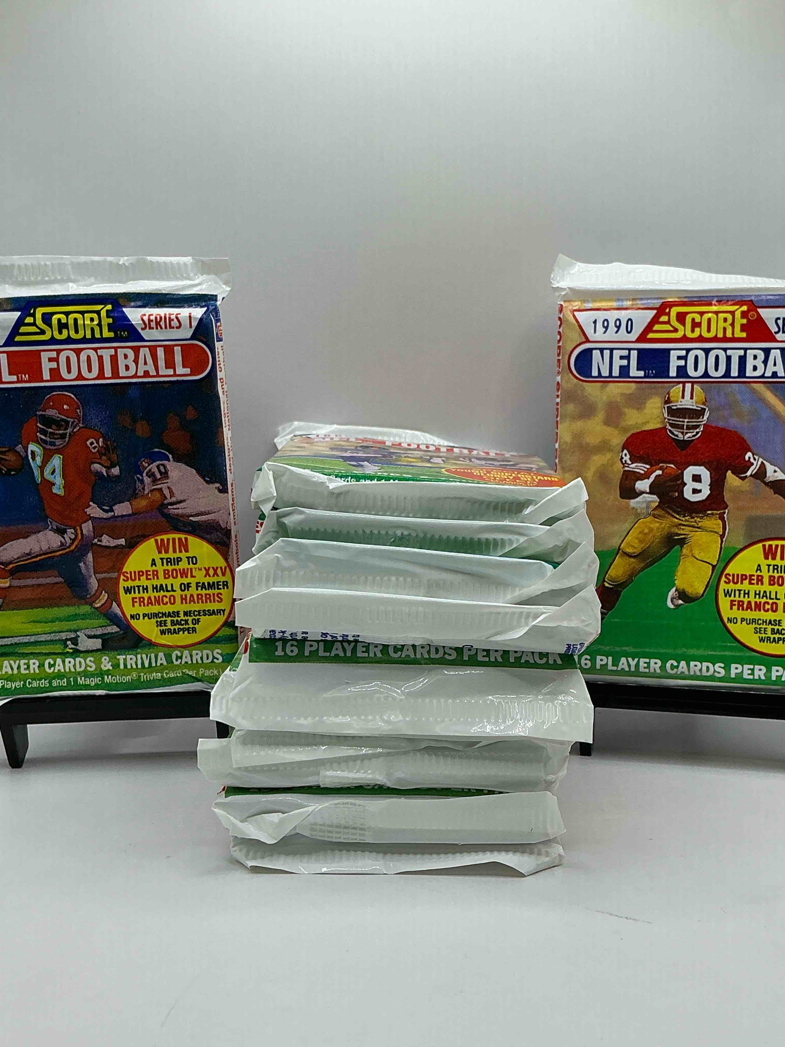 Series 1 & 2! Emmitt Smith Rookie!? In Perfect Condition Worth Hundreds! 1990 Score Football Unopened Collectible Sports Card Packs! Direct From Original Bax! Look For Valuable Emmitt Smith Rookie Cards! Let The Search Begin!