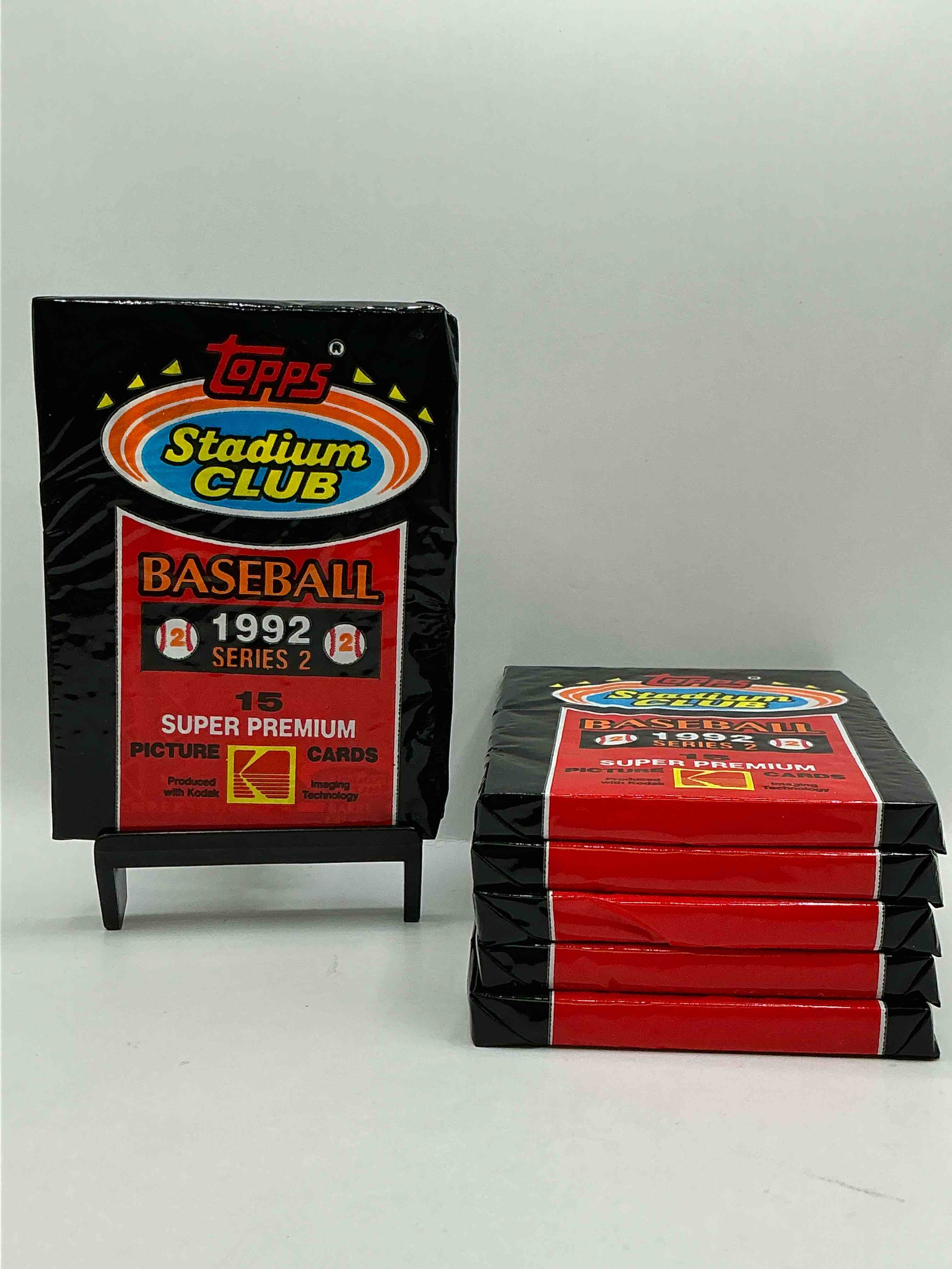 Ken Griffey Jr!? Frank Thomas!? Baseball Insanity! 1992 Topps Stadium Club Baseball Series Il Unopened Packs, Direct From Box! 15 Premium Baseball Cards In Each Pack! Search For Griffey Jr, Nolan Ryan, Frank Thomas & So Much More!Search For 1980's Stars & Hall Of Famers!