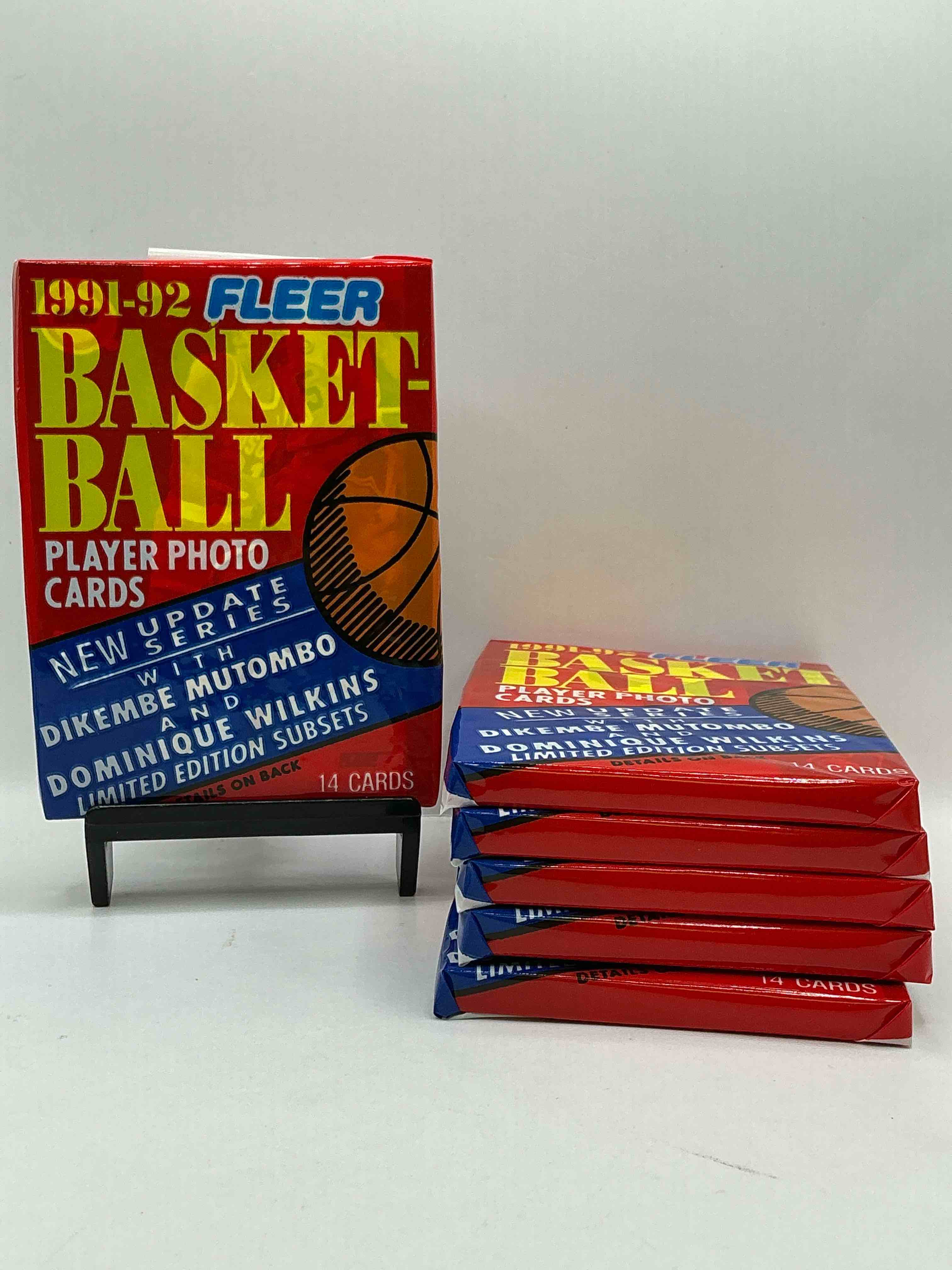 Basketball Wow! Rare 1991/92 NBA Fleer Sealed Sports Collectible Card Pack, Direct From Original Sealed Retail Case! So Many Awesome Cards To Search For Michael Jordan (PSA 10 Value $150) Larry Bird, Magic Johnson & Too Many Other Great Cards To List! Hard To Find, Excellent Like-New Condition!
