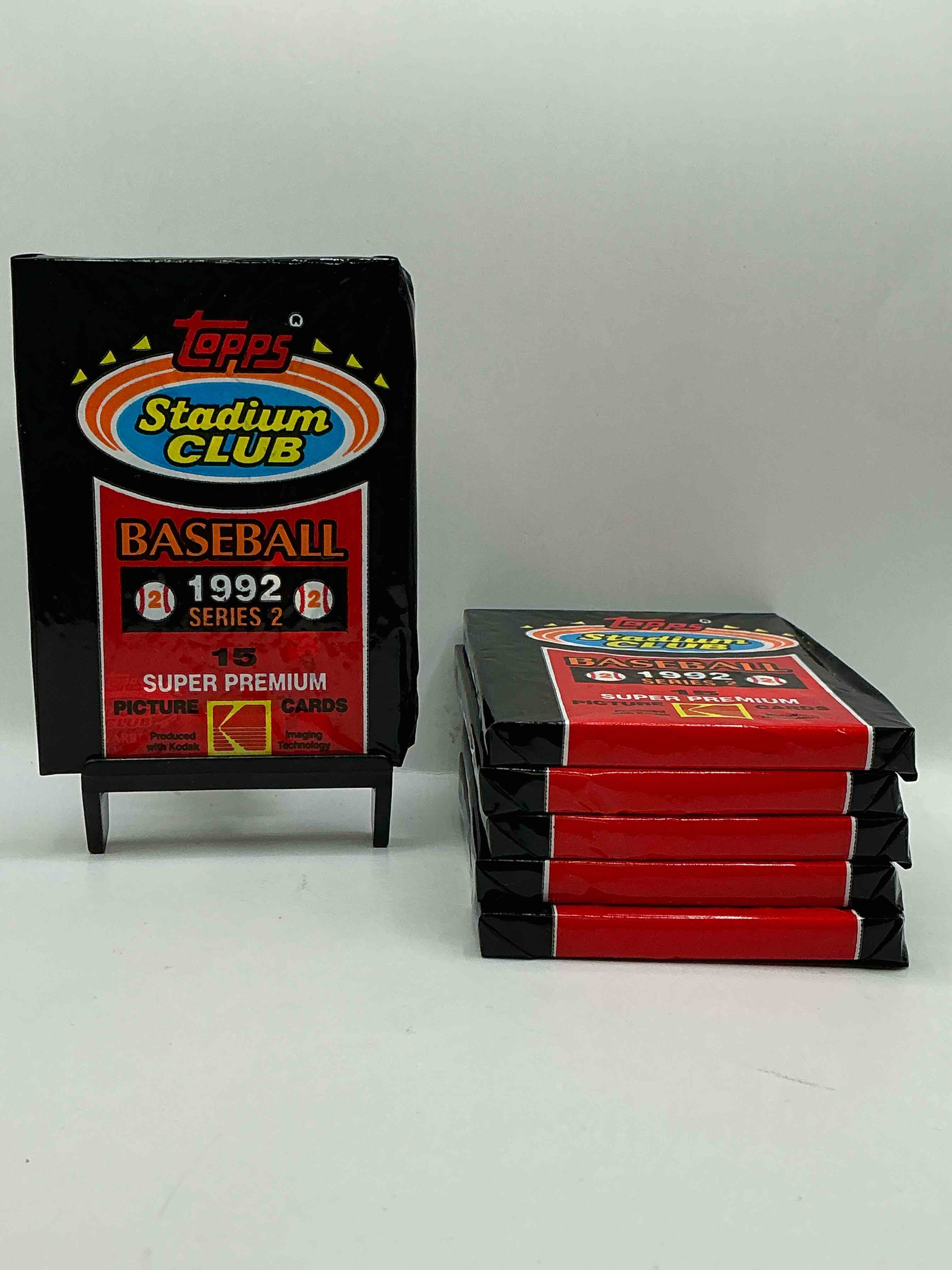 Ken Griffey Jr!? Frank Thomas!? Baseball Insanity! 1992 Topps Stadium Club Baseball Series Il Unopened Packs, Direct From Box! 15 Premium Baseball Cards In Each Pack! Search For Griffey Jr, Nolan Ryan, Frank Thomas & So Much More!Search For 1980's Stars & Hall Of Famers!