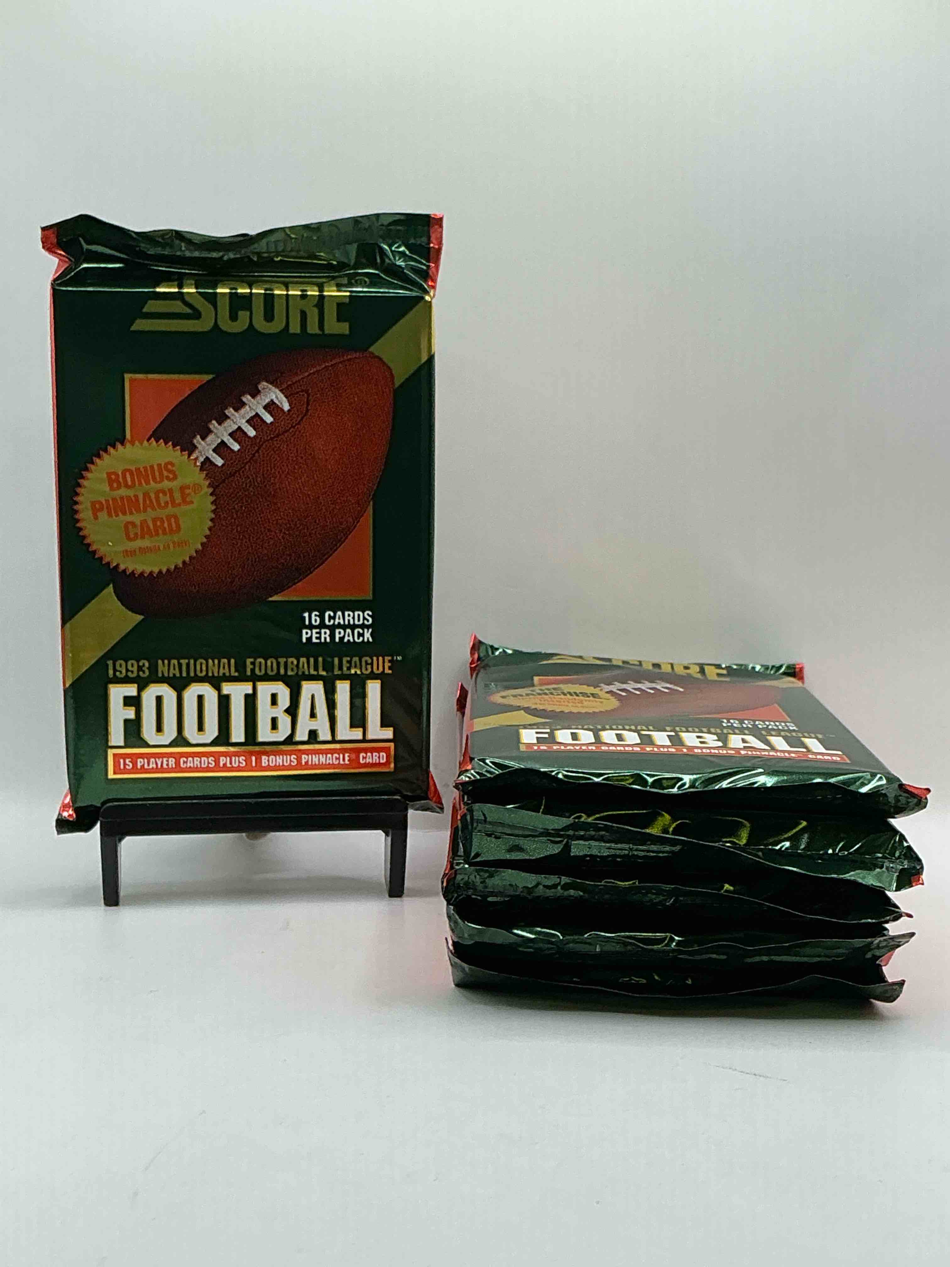 1993 Score Football! “The Franchise” & Bonus Pinnacle Card! So Many Things To Search For! Look For Legends & Stars, Jerry Rice, Barry Sanders, Bo Jackson, Dan Marino, Deion Sanders, Troy Aikman & More!