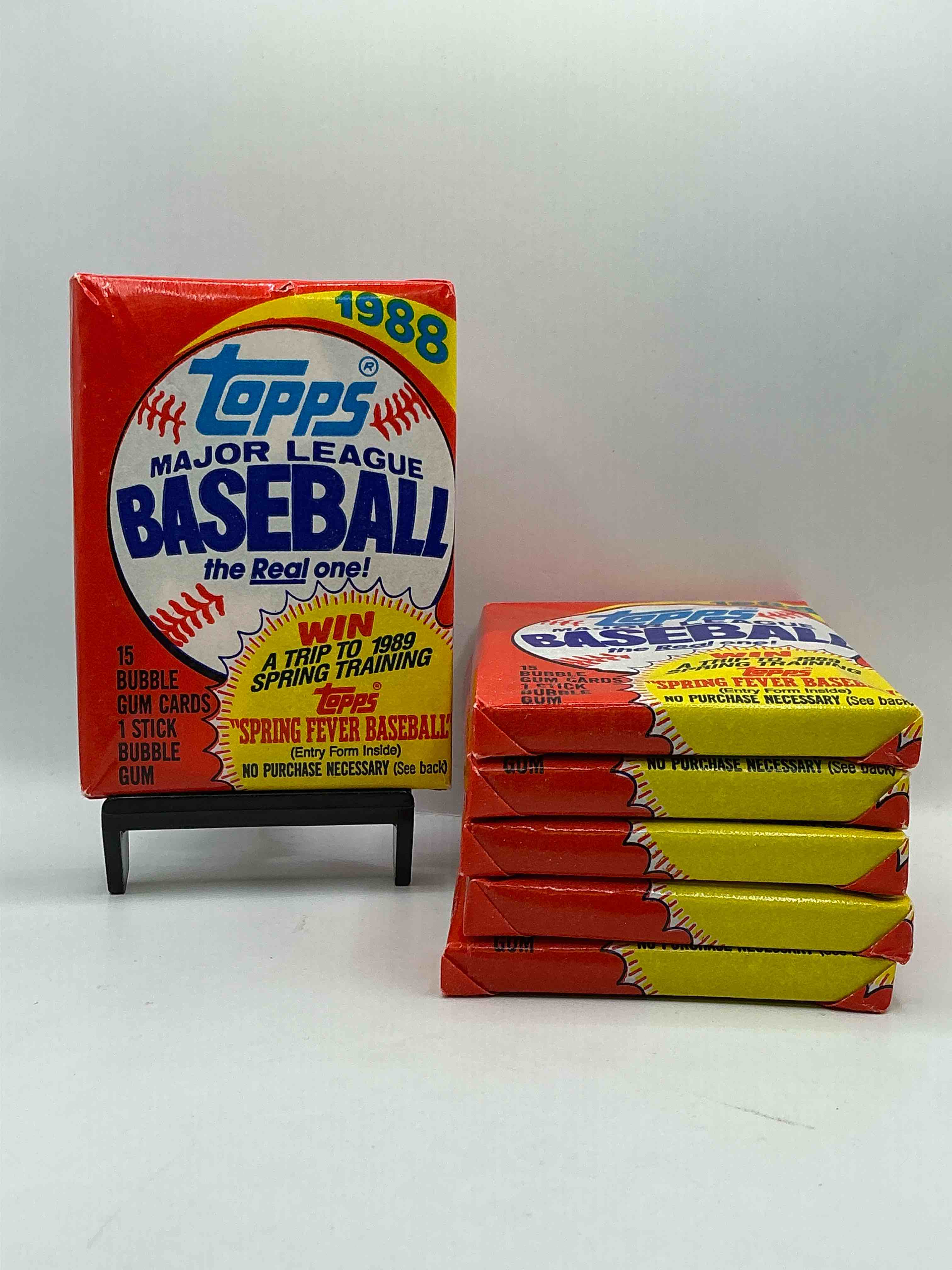 80's Baseball Fan's Rejoice! 1988 Topps Baseball Unopened Wax Packs Full Of Collectible Trading Cards! Search For Valuable Don Mattingly "World Of Baseball" & Nolan Ryan Cards Worth Hundreds In Perfect Condition!