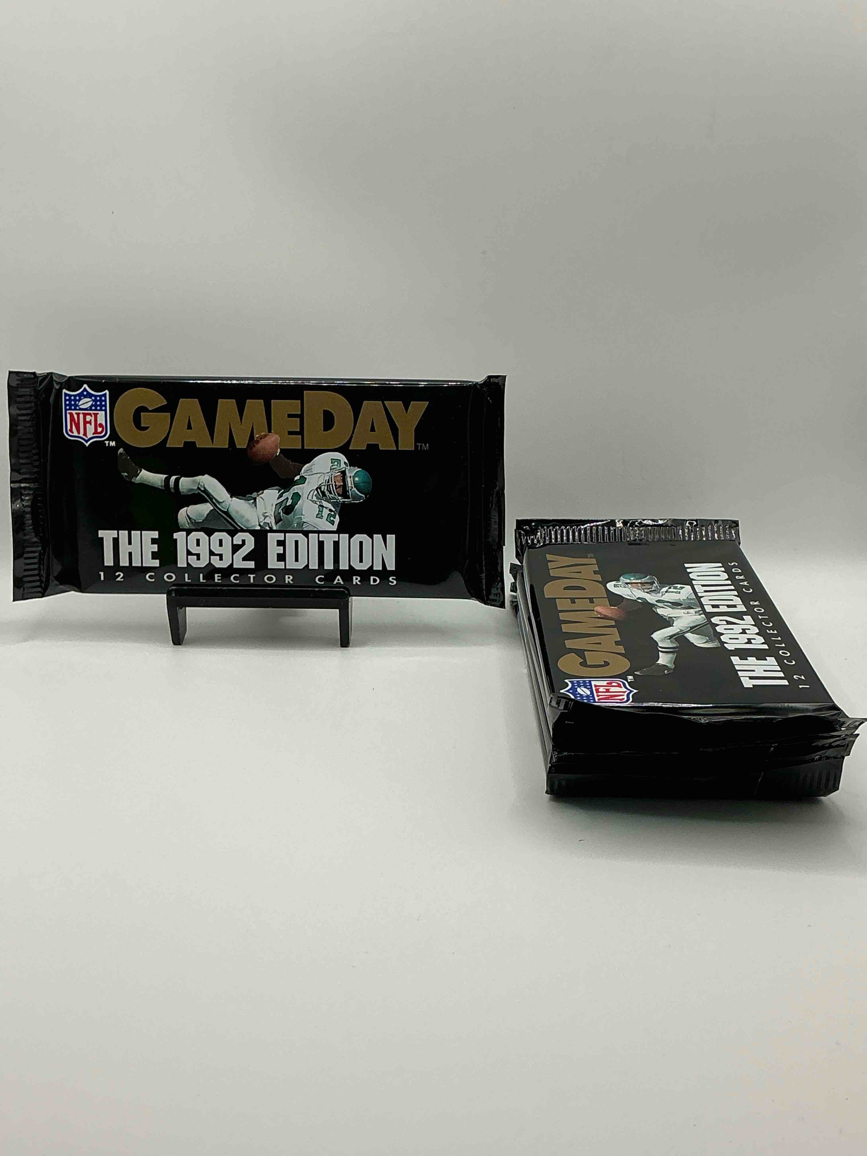 NFL Gameday 1992 Edition Football Packs! Possible Legends Inside! Search For Jerry Rice, Joe Montana, Derrick Thomas, Emmitt Smith & So Many More! Rare Oversized Card Packs!