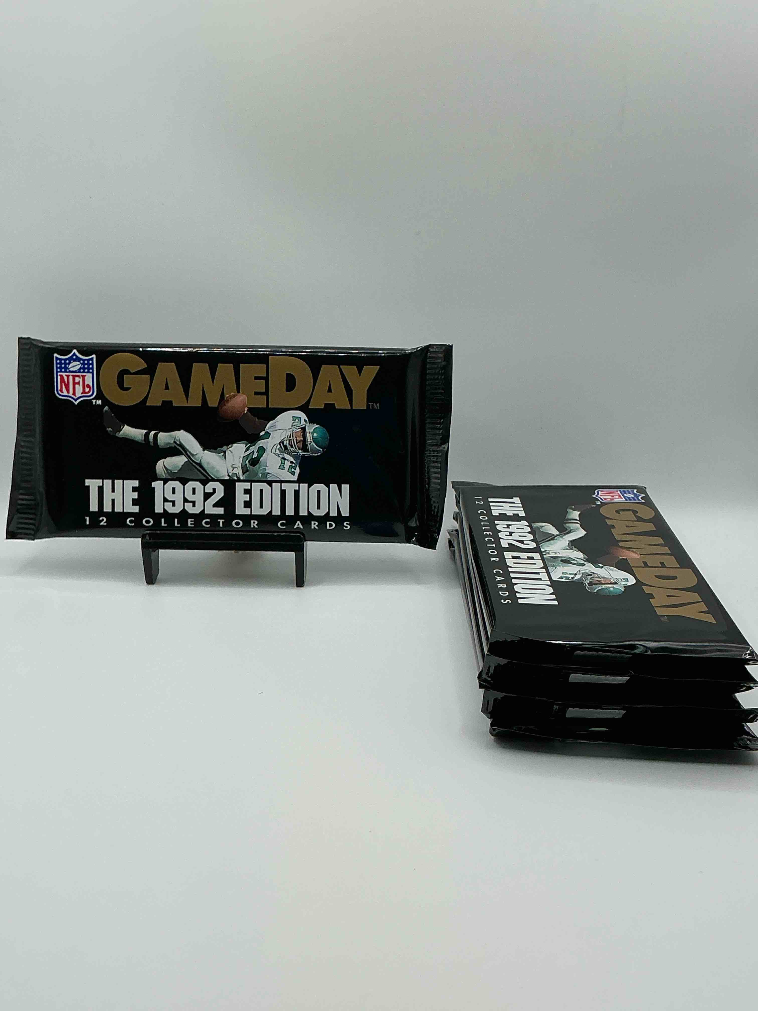 NFL Gameday 1992 Edition Football Packs! Possible Legends Inside! Search For Jerry Rice, Joe Montana, Derrick Thomas, Emmitt Smith & So Many More! Rare Oversized Card Packs!