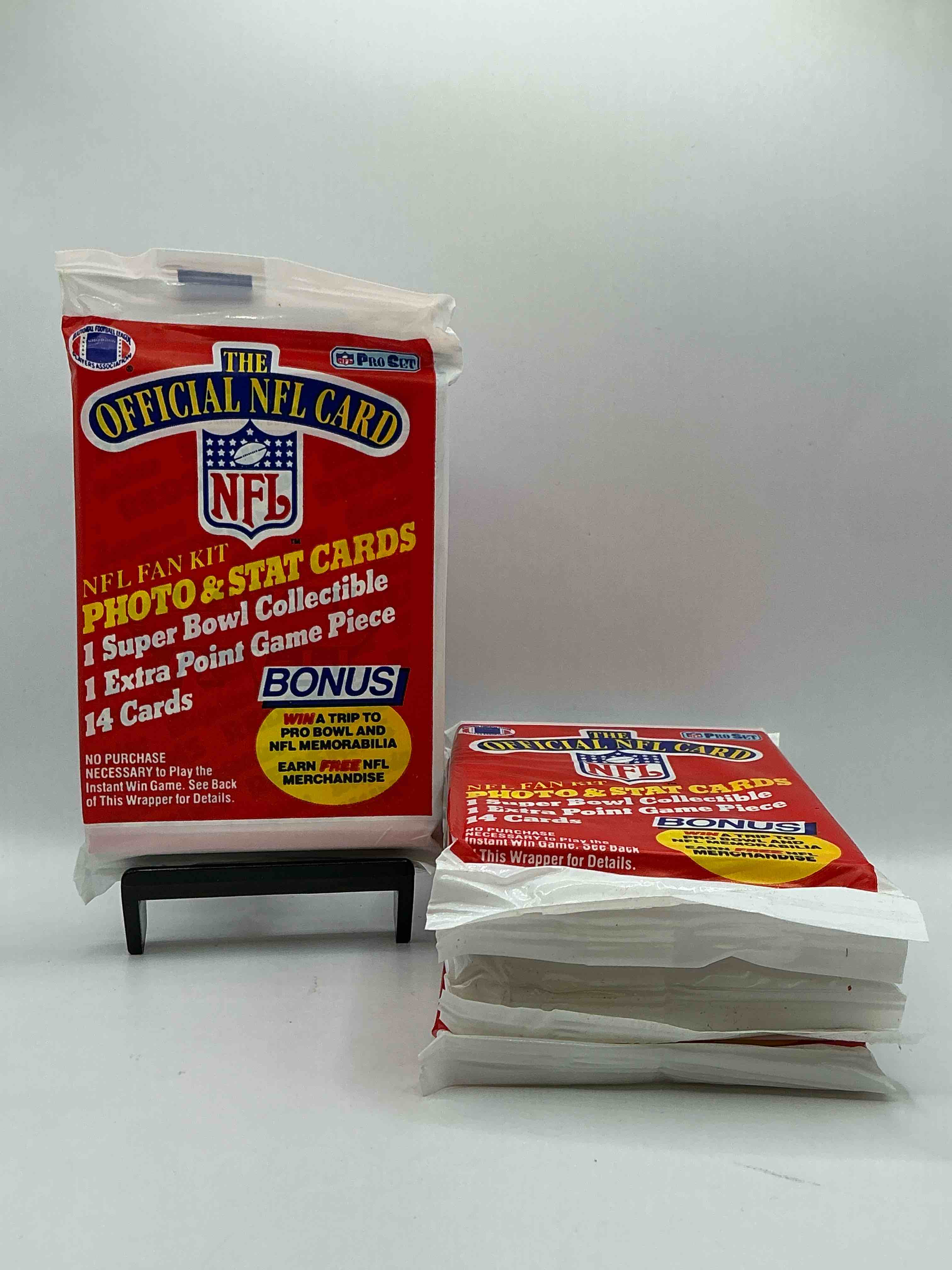 Loaded! 1989 Pro Set Football Sealed Card Pack, Direct From Original Retail Case!Highly Sought After By Collectors As This Year Is Loaded With High Profile Rookies!Search For Rookie Cards From Barry Sanders, Deion Sanders, Troy Aikman, Michael Irvin & Much More! Getting Hard To Find!