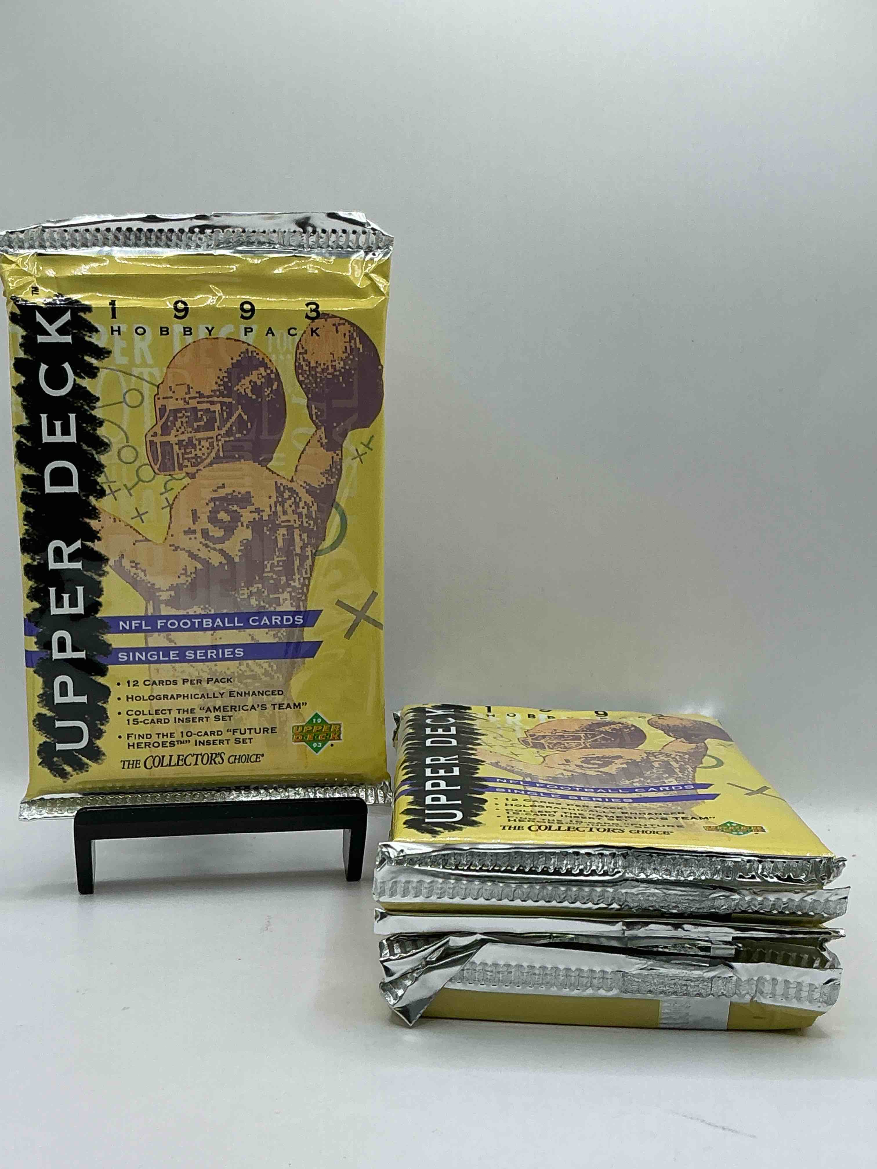 1993 Upper Deck Football Packs! Single Series! Search For "Americas Team" 15 Card Insert Set, 10 Card "Future Heroes" Insert Set & More! Legends & Stars!