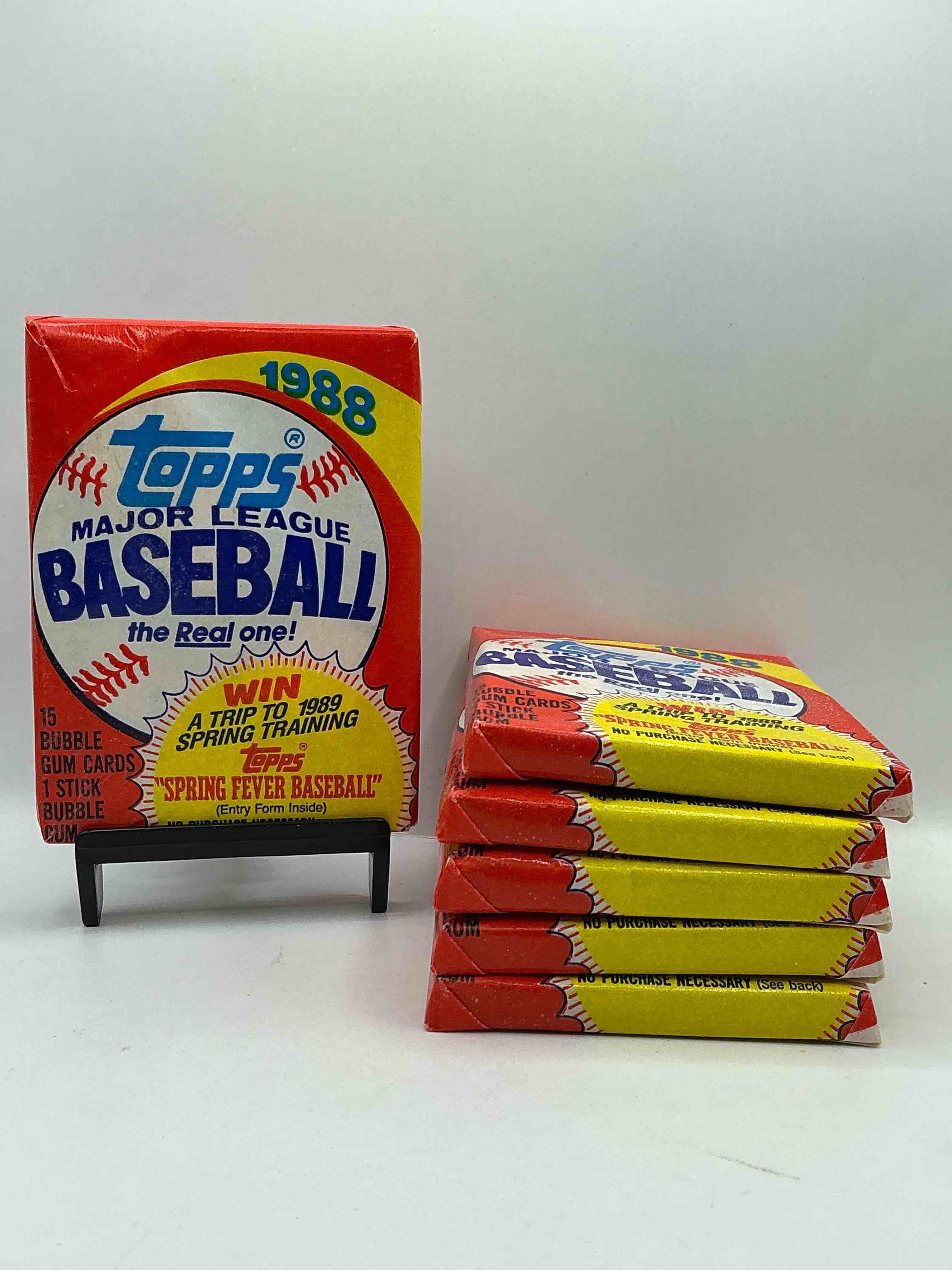 80's Baseball Fan's Rejoice! 1988 Topps Baseball Unopened Wax Packs Full Of Collectible Trading Cards! Search For Valuable Don Mattingly "World Of Baseball" & Nolan Ryan Cards Worth Hundreds In Perfect Condition!