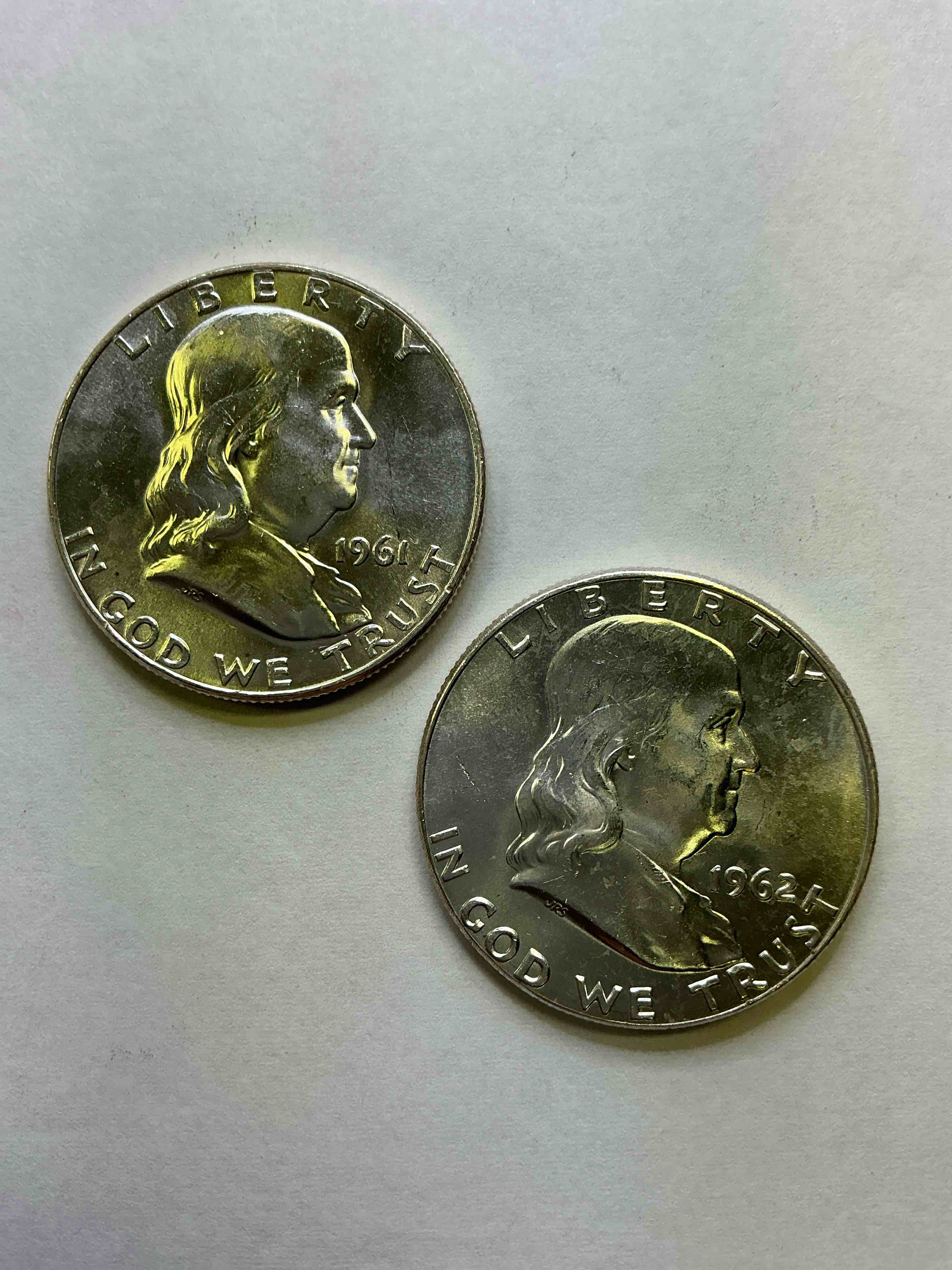 Uncirculated Ben Franklin Silver! Pre 1965 Silver U.S. Half Dollar Coins! Before 1965 American Half Dollars Were Actually Silver, Here Is A Gorgeous Example Of A Rare Ben Franklin Silver Half Dollar. Uncirculated, Great Condition & Great For Investing In Precious Metals! These Heavy Half Dollars Were Minted At 90% Silver and 10% Copper, Giving Them A Net Weight Of .36169 Ounces Of Pure Silver Per Coin! Getting Very Rare. Invest & Win!