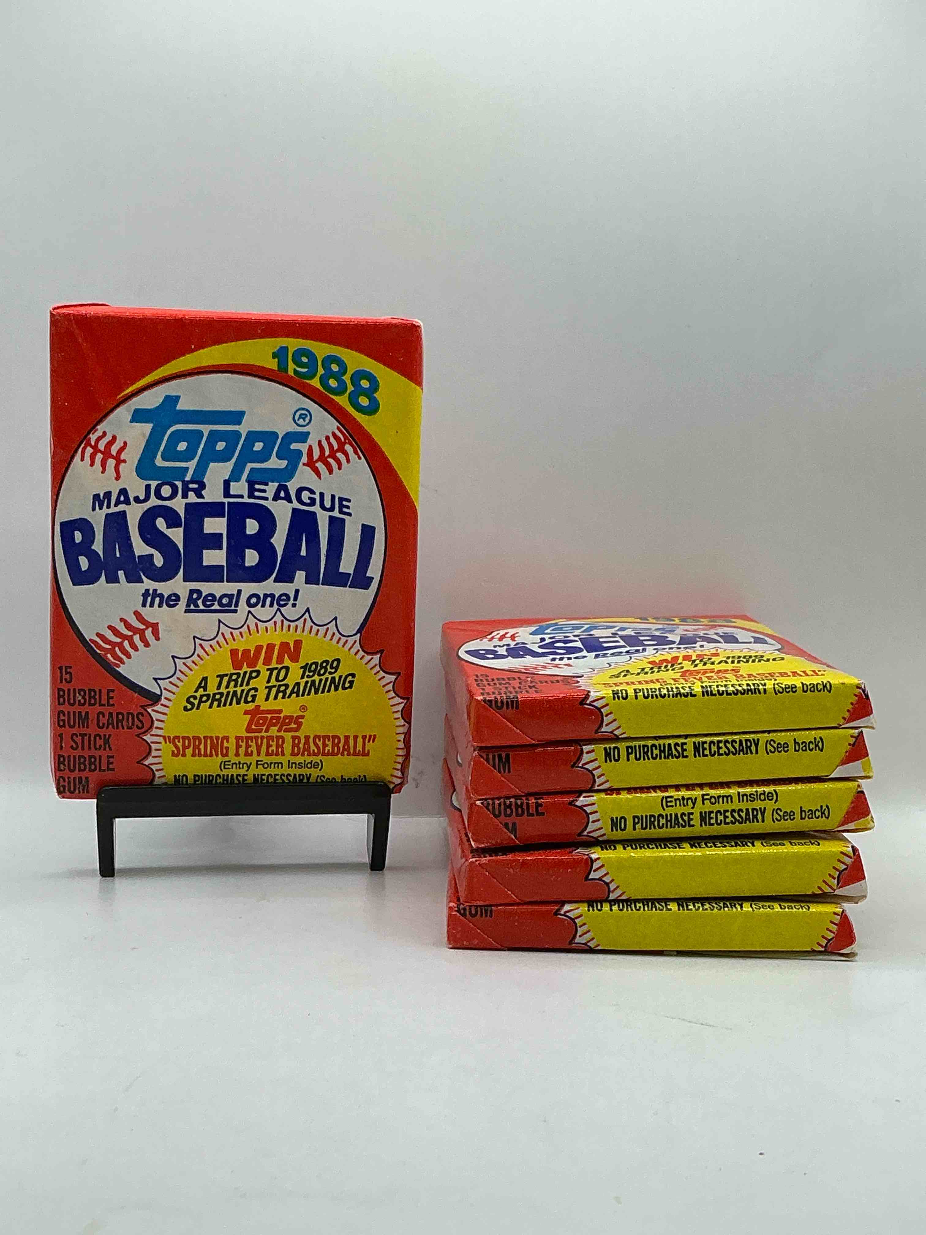 80's Baseball Fan's Rejoice! 1988 Topps Baseball Unopened Wax Packs Full Of Collectible Trading Cards! Search For Valuable Don Mattingly "World Of Baseball" & Nolan Ryan Cards Worth Hundreds In Perfect Condition!