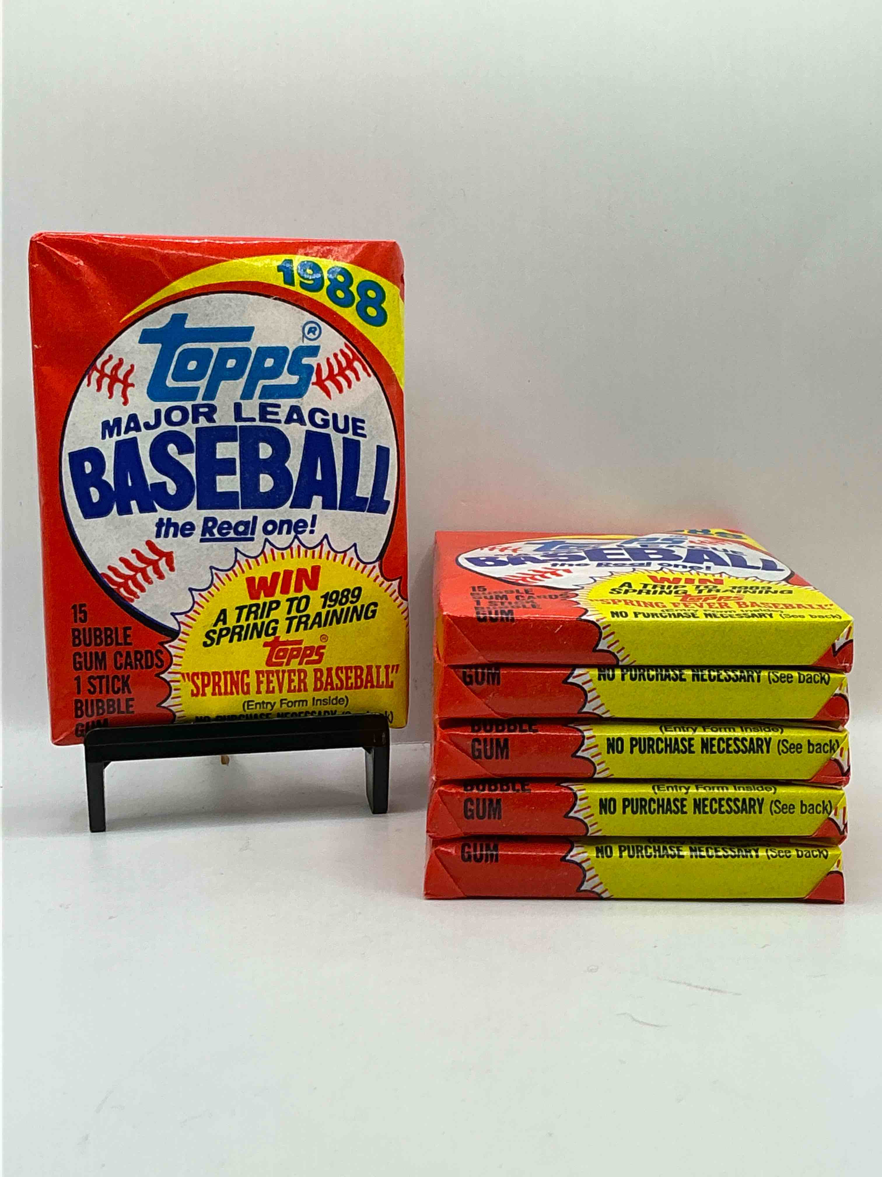 80's Baseball Fan's Rejoice! 1988 Topps Baseball Unopened Wax Packs Full Of Collectible Trading Cards! Search For Valuable Don Mattingly "World Of Baseball" & Nolan Ryan Cards Worth Hundreds In Perfect Condition!