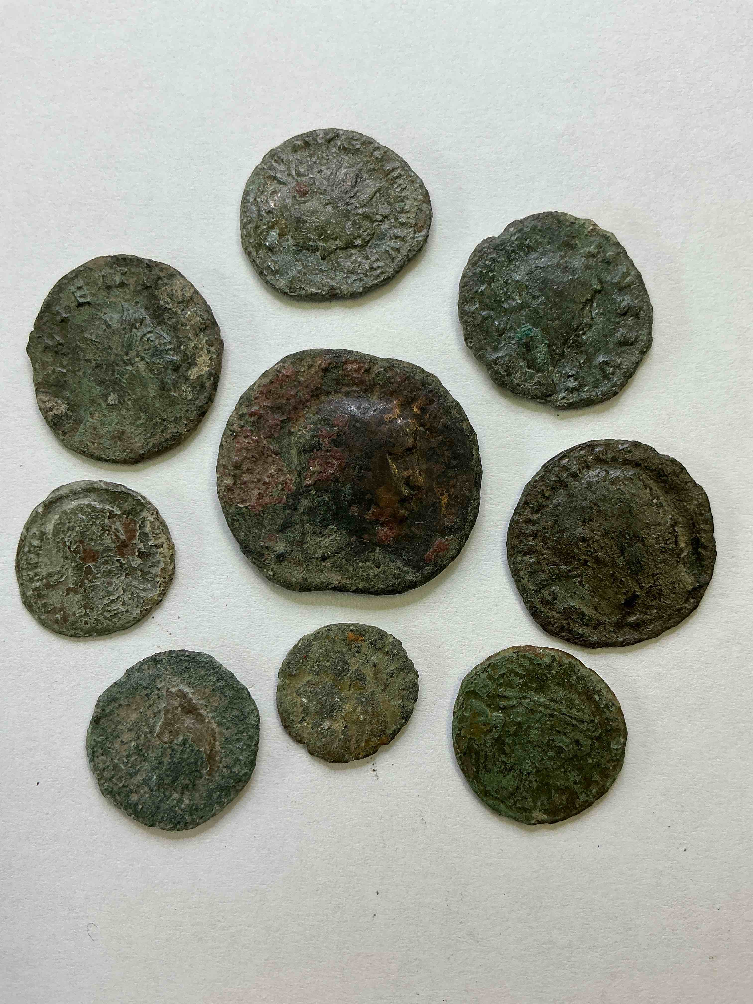 Ancient Roman Coins! 1,600-1700 YEARS OLD Approximately! Check Out These Amazing Authentic Pieces Of History, Ancient Roman Bronze Coins From The Approx 300 to 400 A.D Era... Serious Pieces Of History & Serious Colléctor Items! Own Authentic Pieces Of Ancient History!