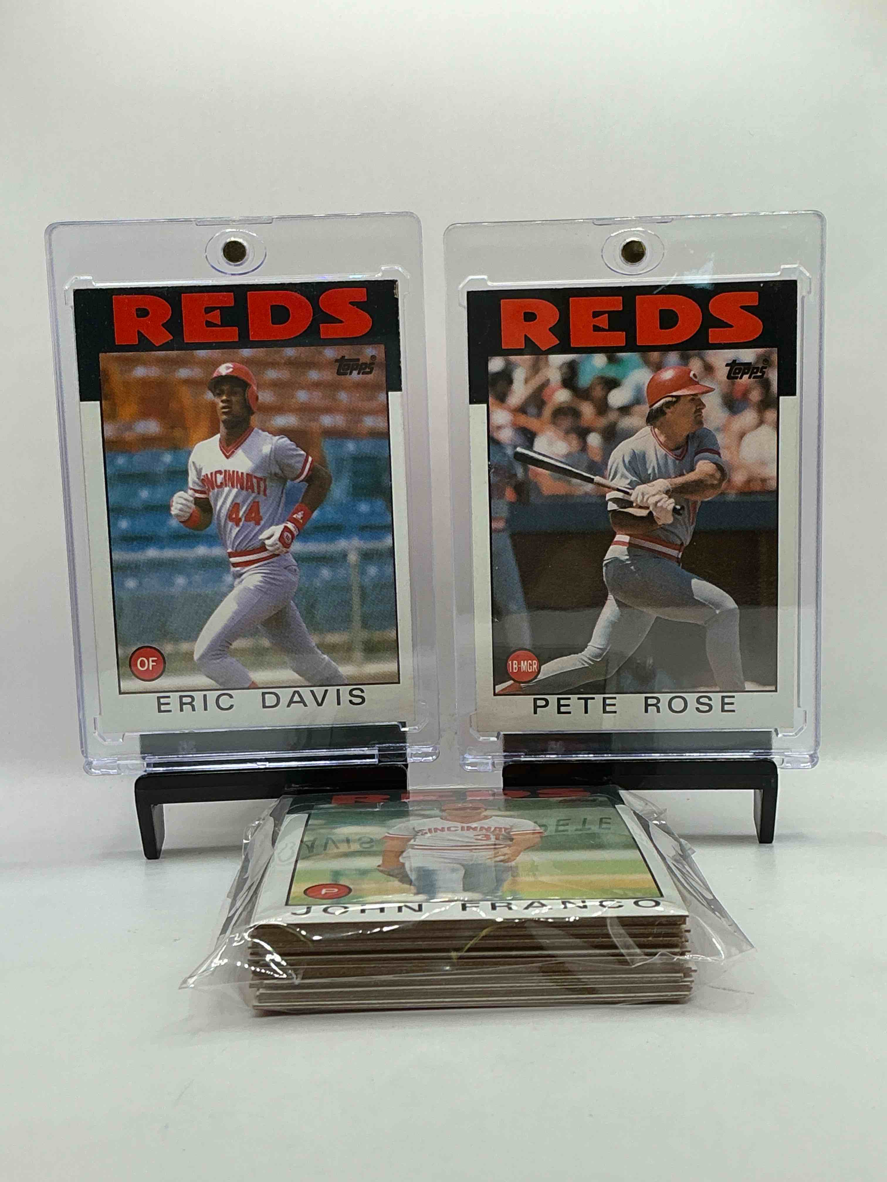 1986 Topps Baseball REDS Complete Set! 29 Card Reds Set, Including Multiple Pete Rose Cards! Legends Like Pete Rose, Eric Davis & So Many More!