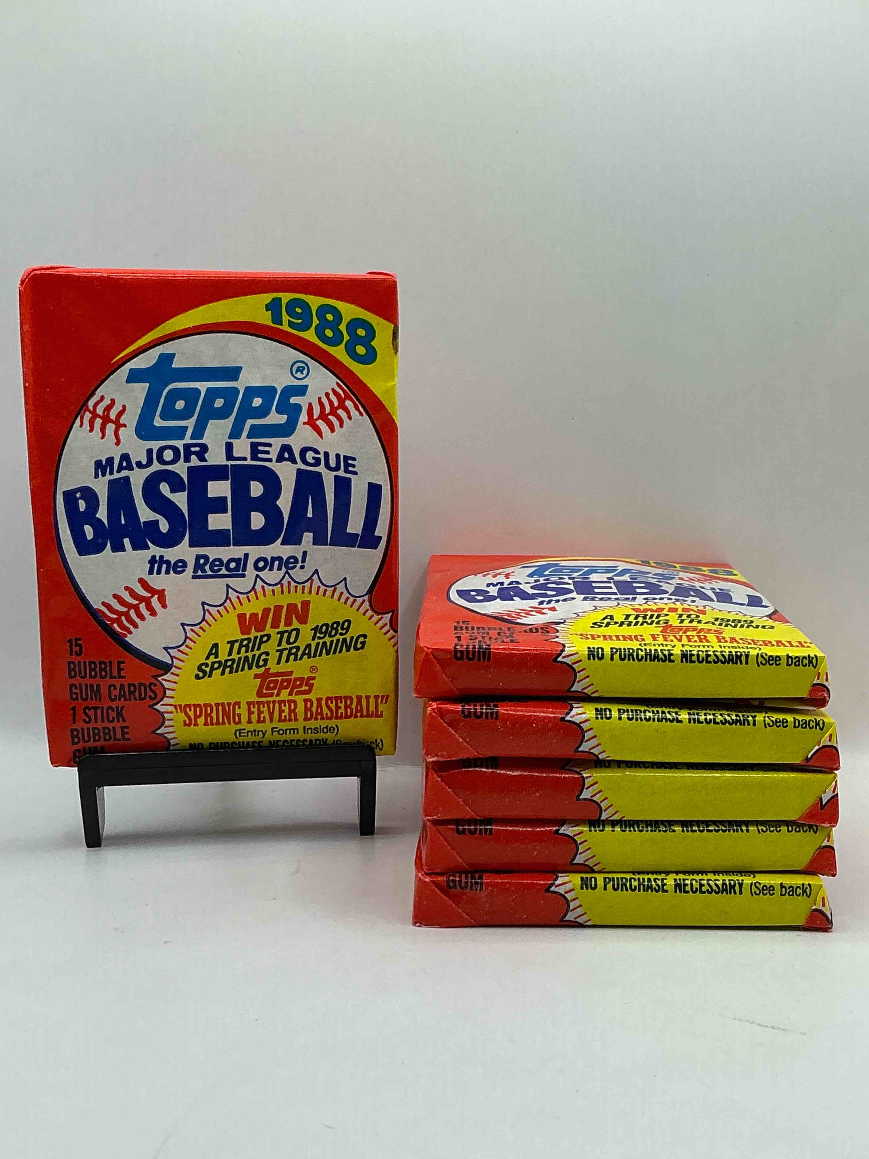 80's Baseball Fan's Rejoice! 1988 Topps Baseball Unopened Wax Packs Full Of Collectible Trading Cards! Search For Valuable Don Mattingly "World Of Baseball" & Nolan Ryan Cards Worth Hundreds In Perfect Condition!