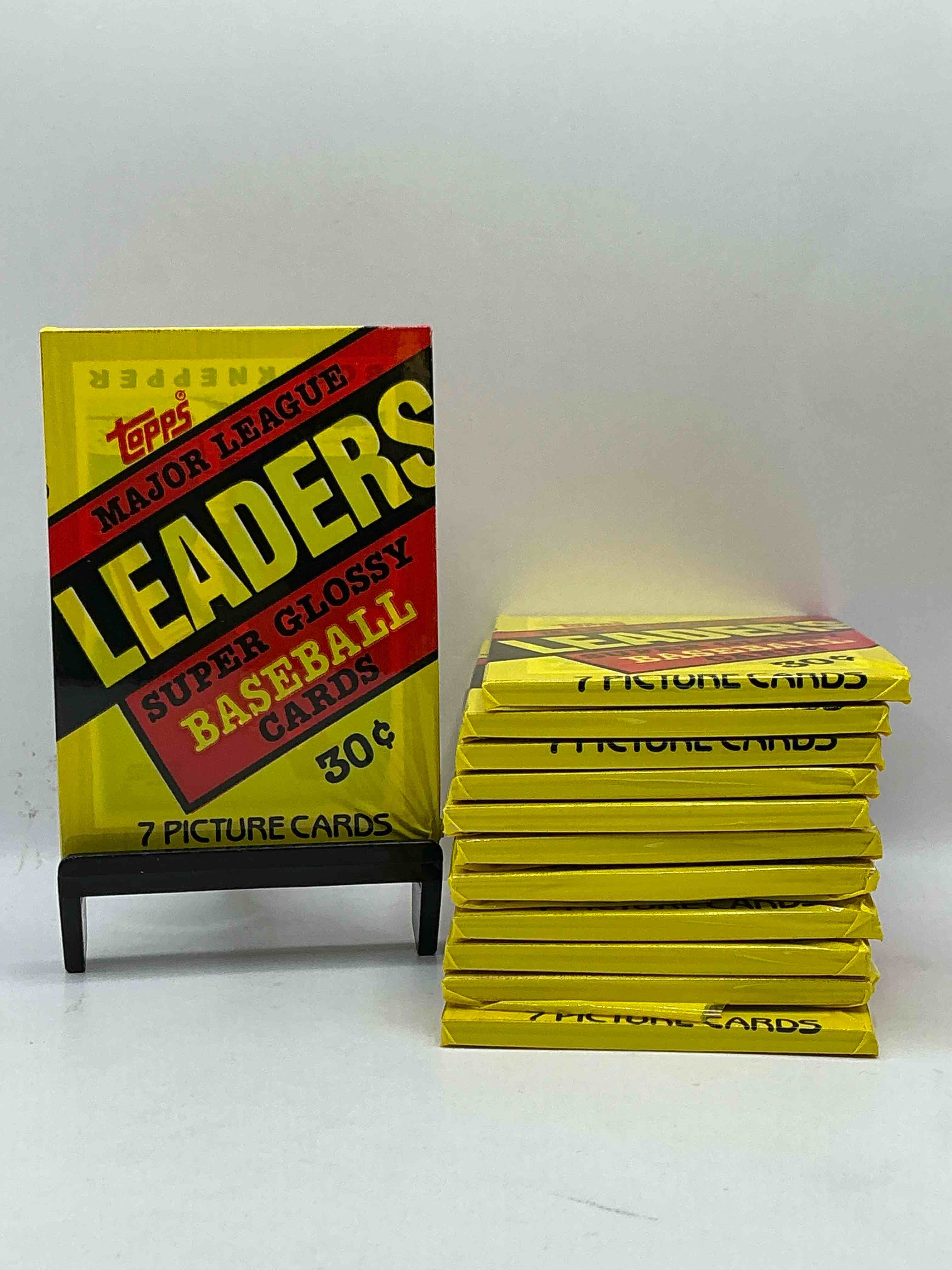 Ultra Rare! 1987 "MLB Leaders" Unopened Miniature Baseball Collectible Card Packs, 7 Cards Per Pack, Direct From Original Retail Case. Super Rare, Impossible To Find! Like New Condition!
