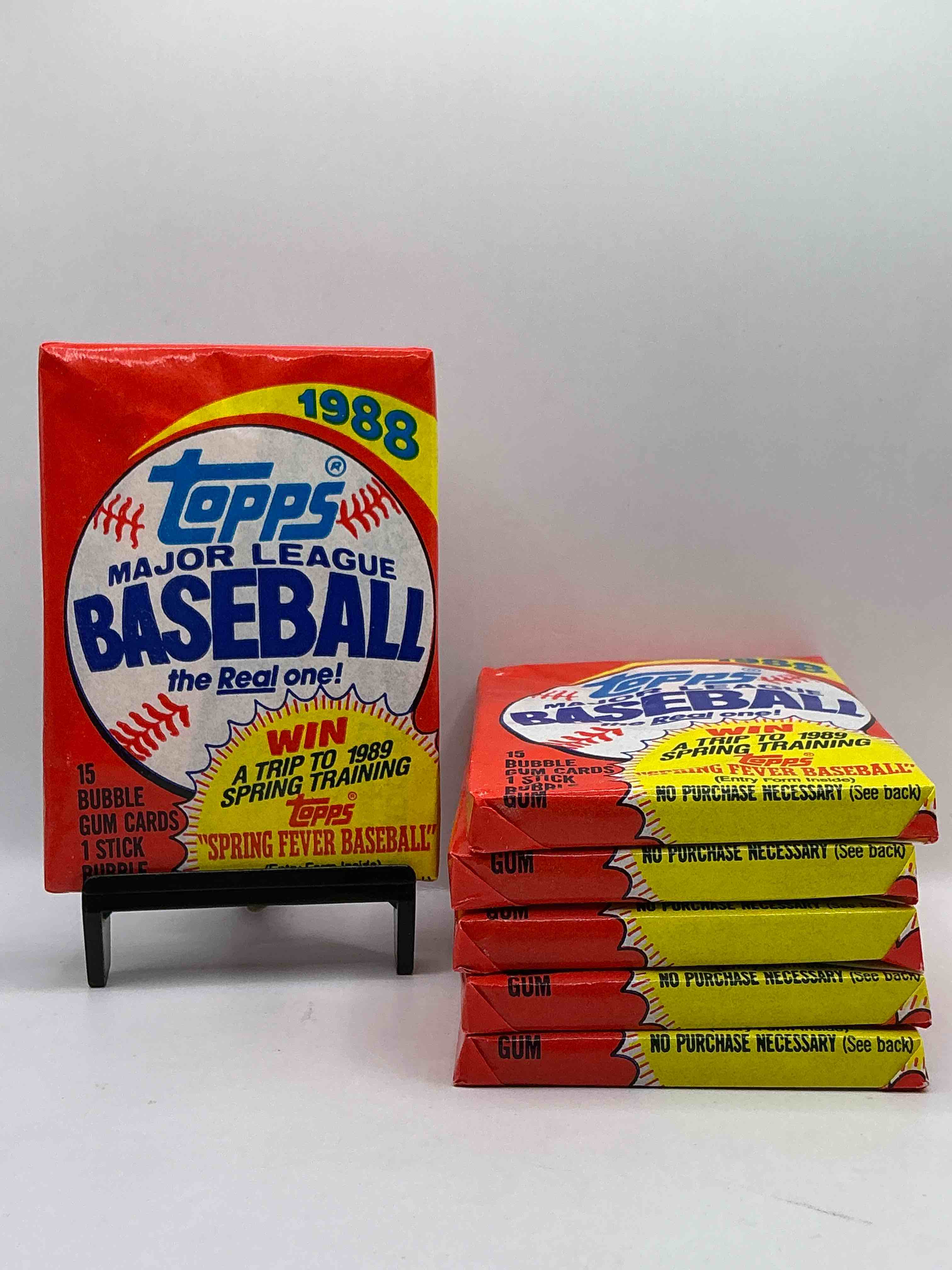 80's Baseball Fan's Rejoice! 1988 Topps Baseball Unopened Wax Packs Full Of Collectible Trading Cards! Search For Valuable Don Mattingly "World Of Baseball" & Nolan Ryan Cards Worth Hundreds In Perfect Condition!