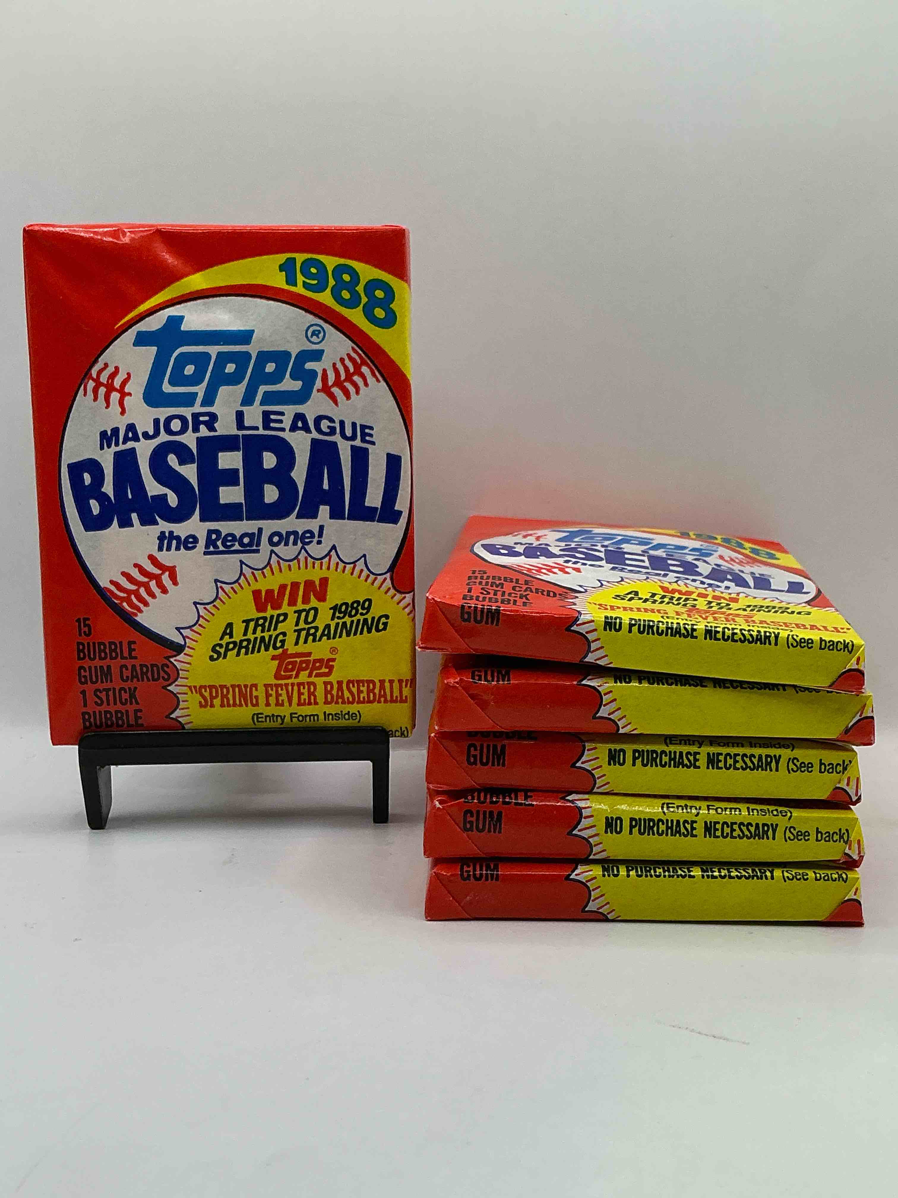 80's Baseball Fan's Rejoice! 1988 Topps Baseball Unopened Wax Packs Full Of Collectible Trading Cards! Search For Valuable Don Mattingly "World Of Baseball" & Nolan Ryan Cards Worth Hundreds In Perfect Condition!
